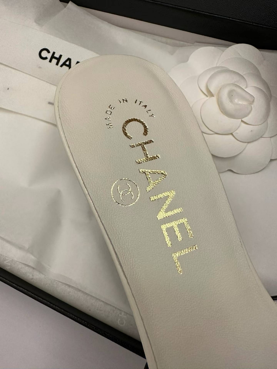 샤넬 26s CC로고 뮬