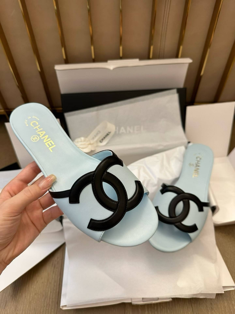 샤넬 26s CC로고 뮬