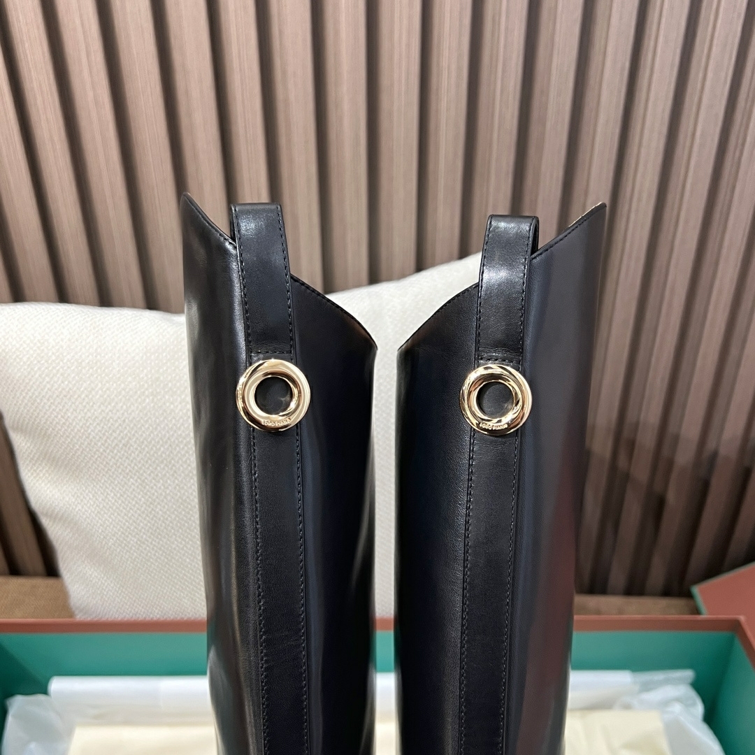 로로피아나 레더 부츠