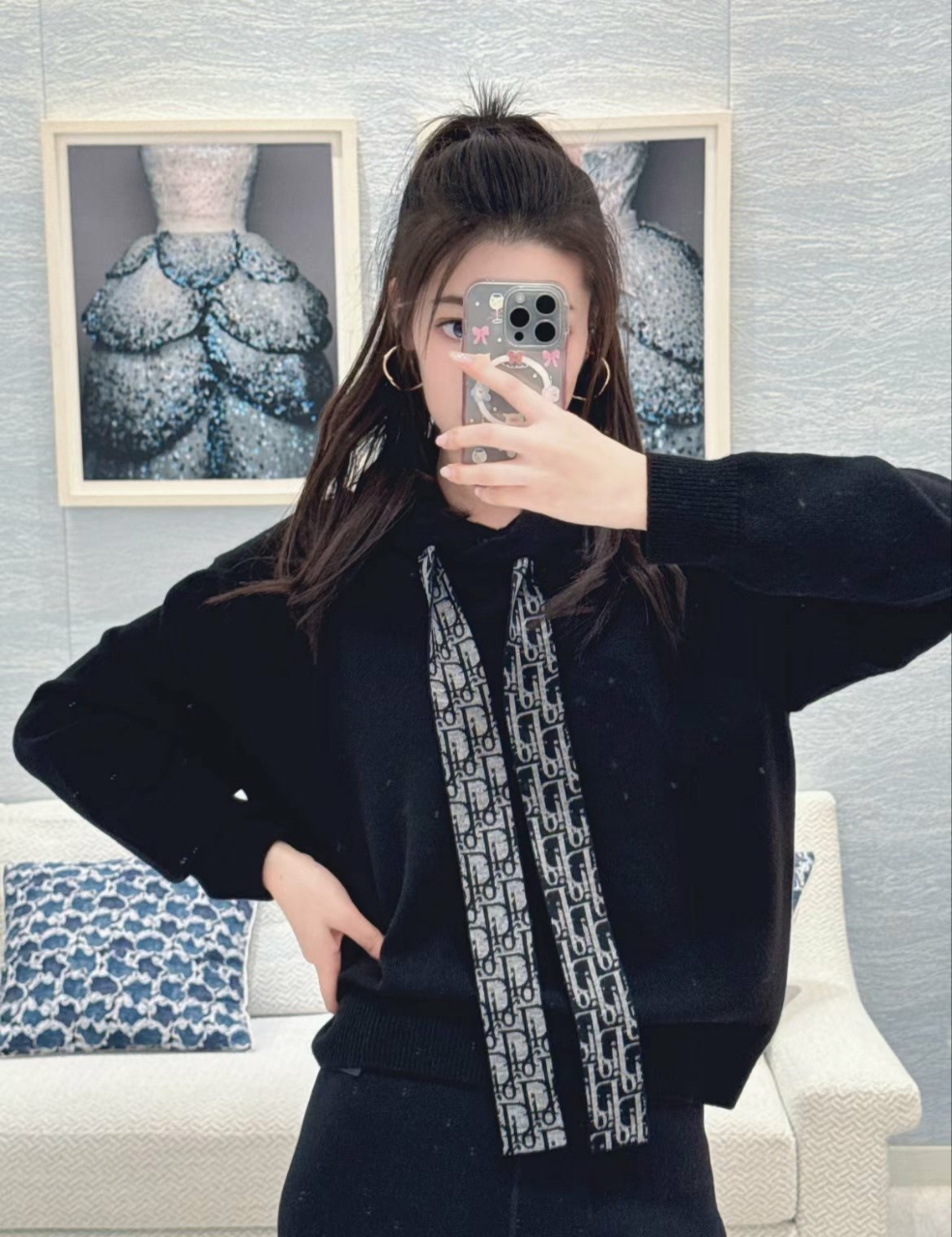 디올 오블리크 오버사이즈 후드 스웨터