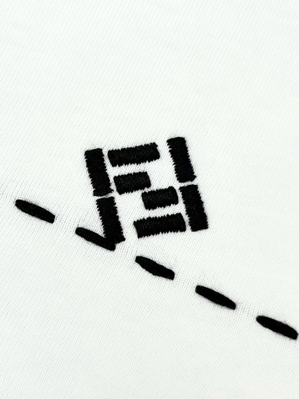 펜디 코튼 자수 티셔츠