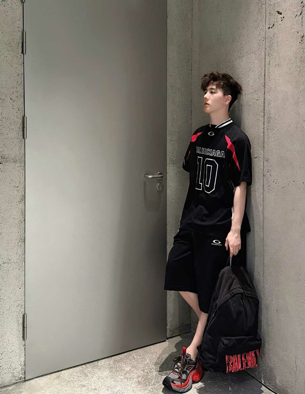 발렌시아가 NBA 오버사이즈 저지 티셔츠