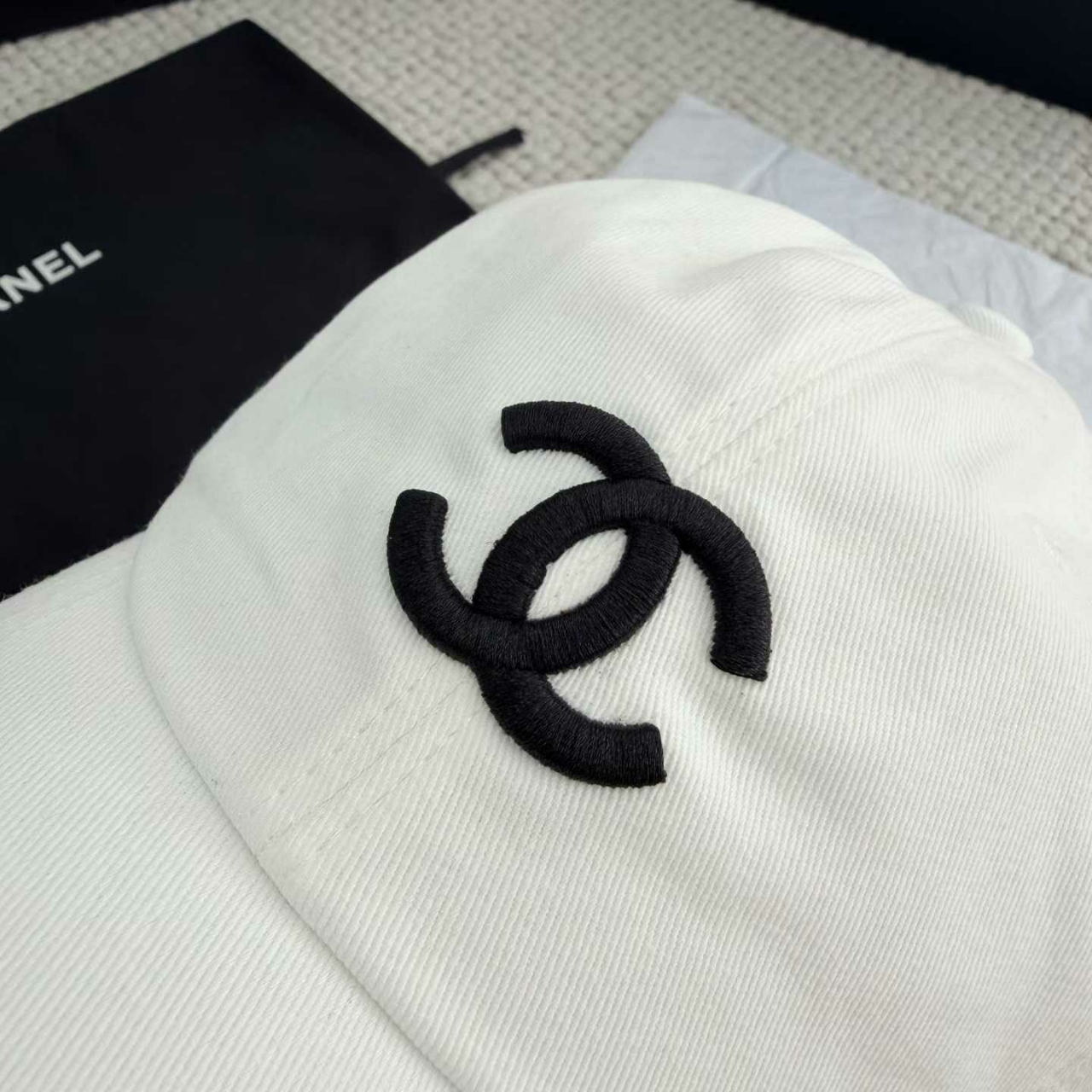 샤넬 CC로고 볼캡