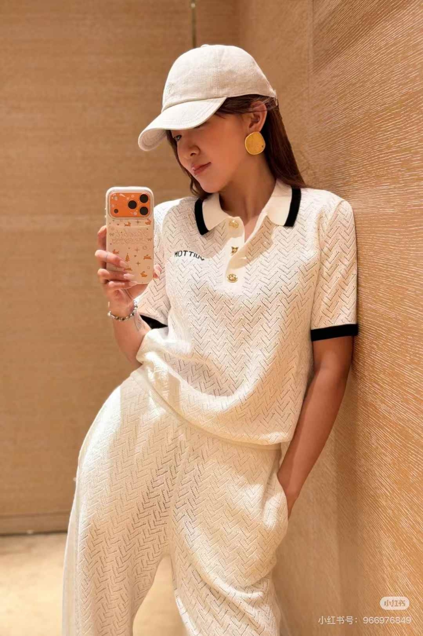 루이비통 자수 폴로 셔츠