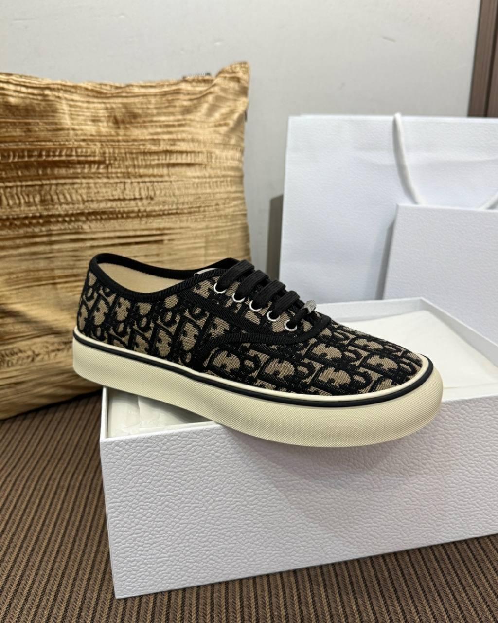생로랑 LE LOAFER 뮬
