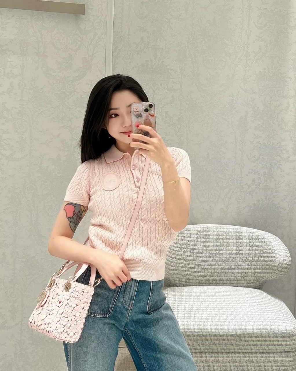 디올 메달리옹 케이블 니트 폴로 셔츠