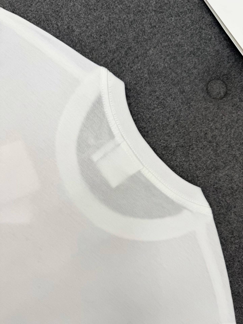 디올 코튼 자수 티셔츠
