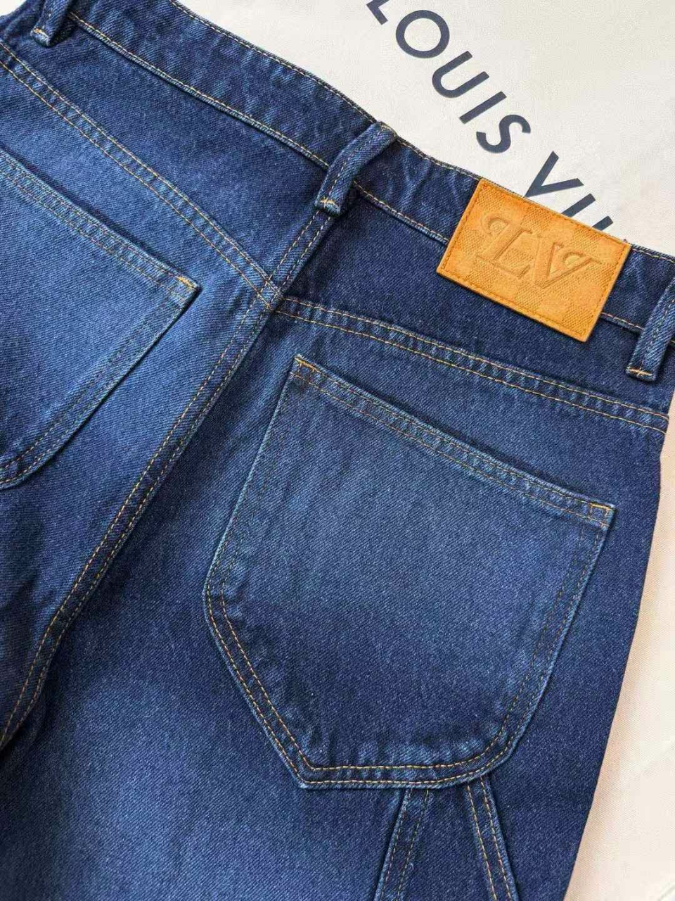루이비통 모노그램 워크웨어 데님 팬츠