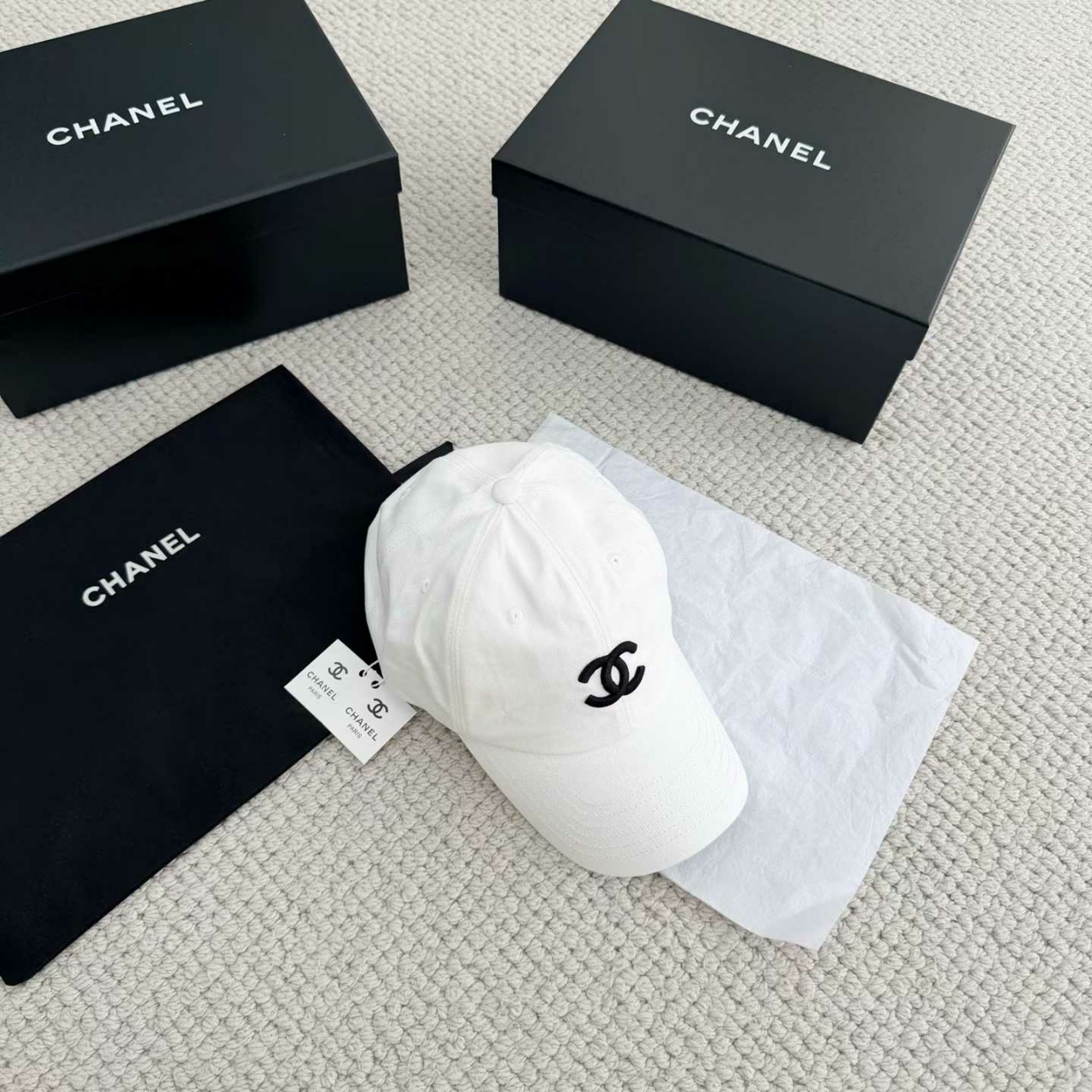 샤넬 CC로고 볼캡