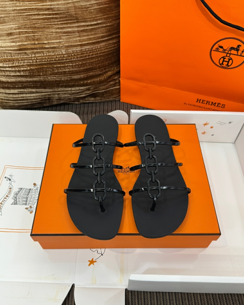 에르메스 Mykonos 샌들