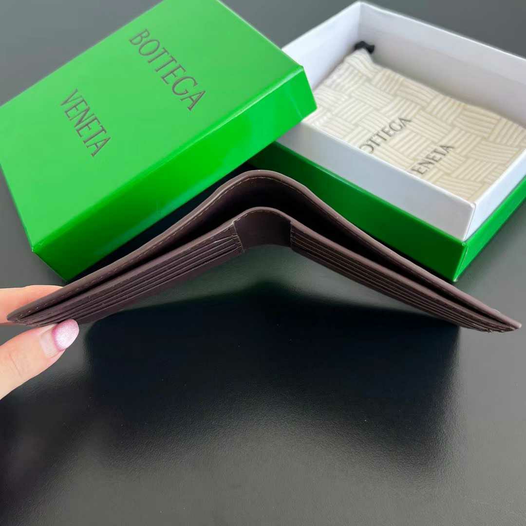 보테가베네타 피콜로 바이폴드 지갑