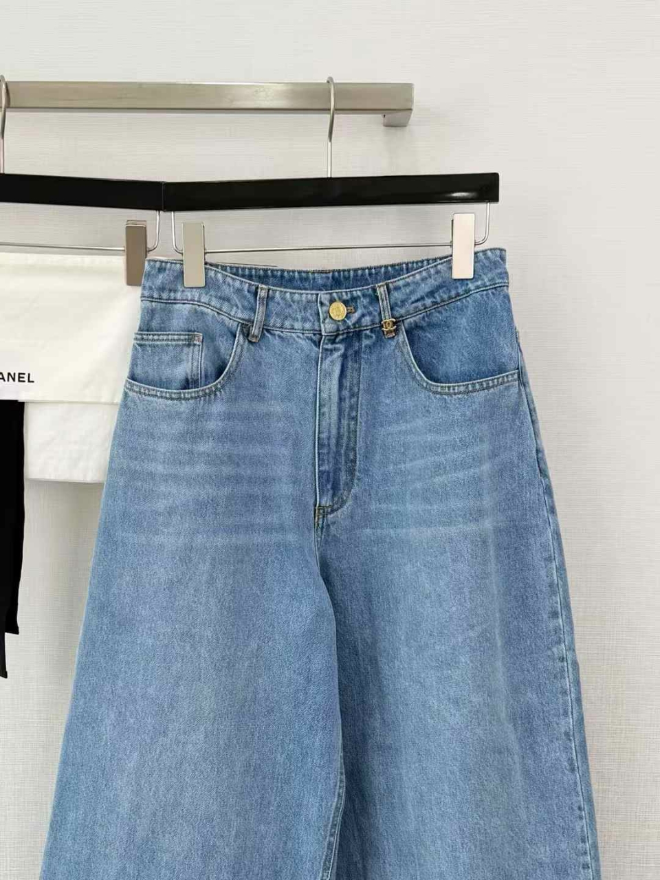 샤넬 26A CC로고 와이드 데님팬츠
