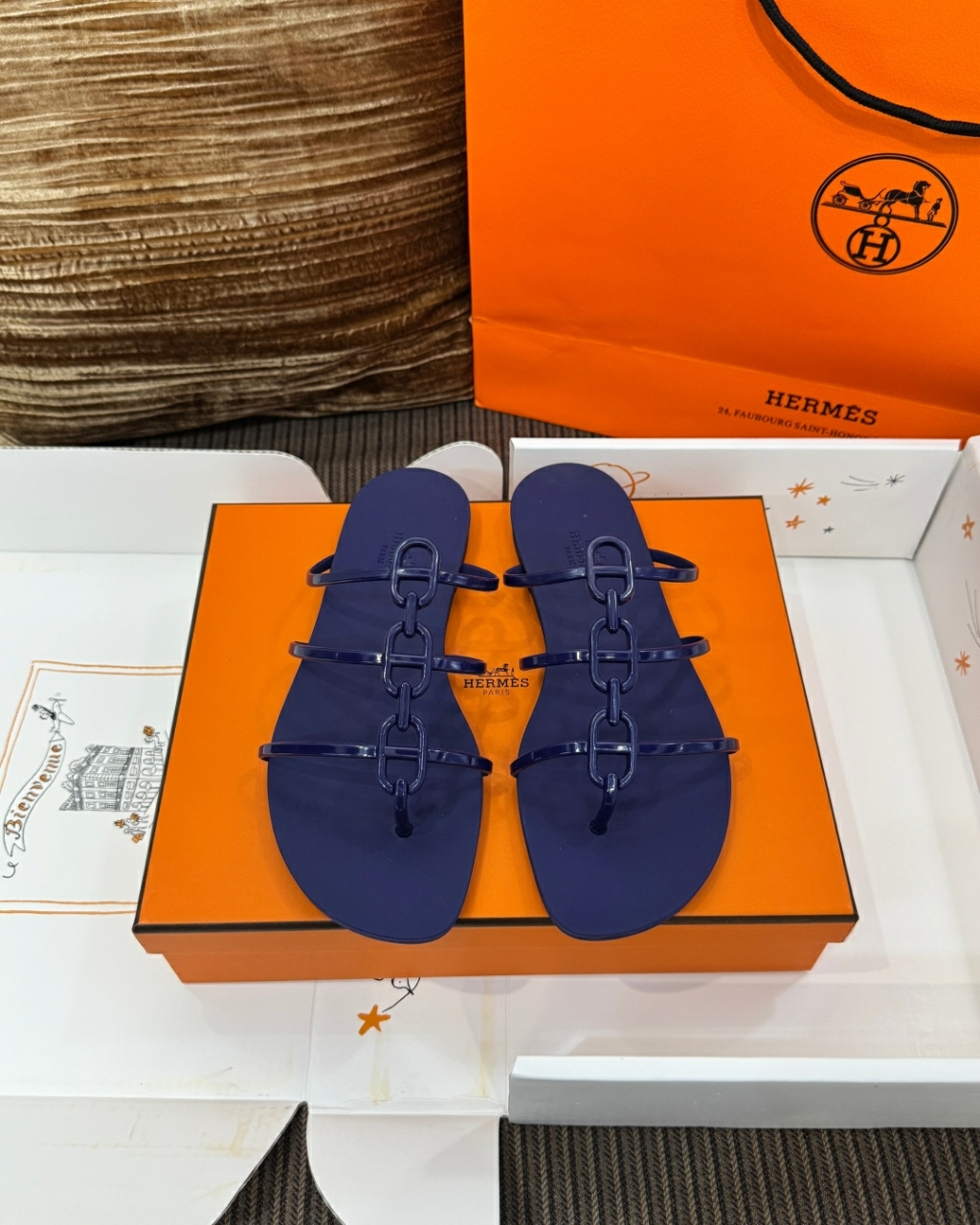 에르메스 Mykonos 샌들