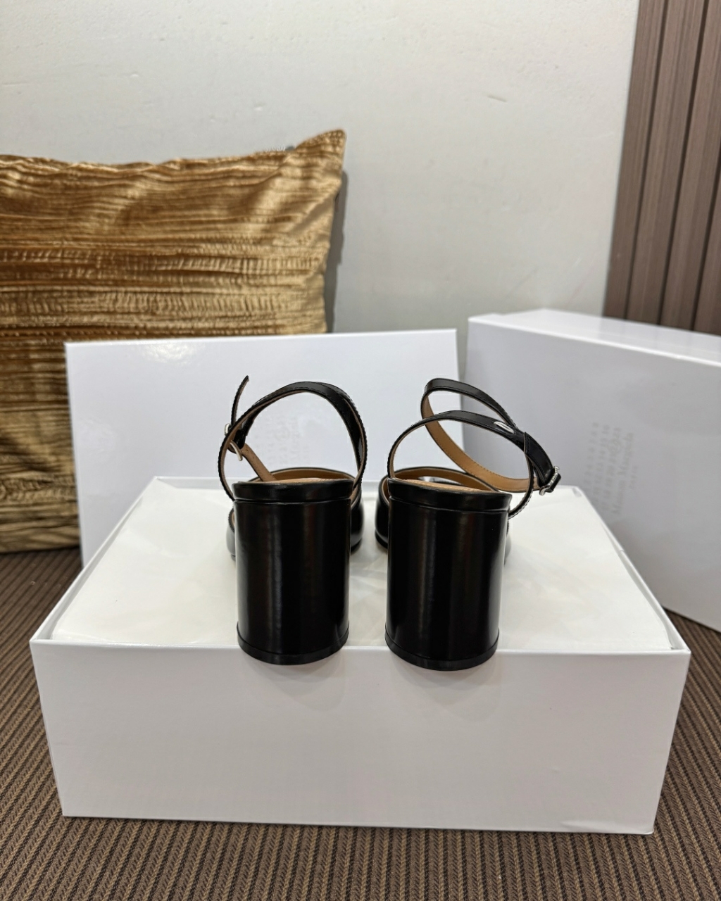 메종마르지엘라 타비 펌프스