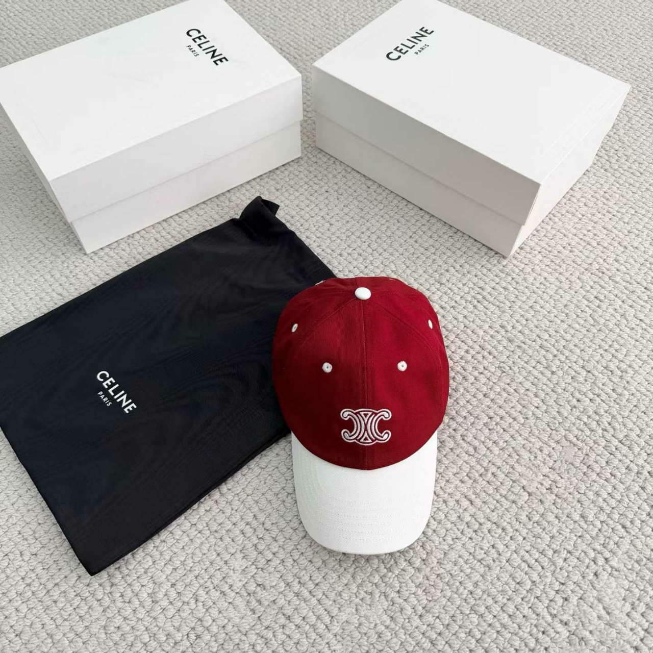 셀린느 트리옹프 볼캡