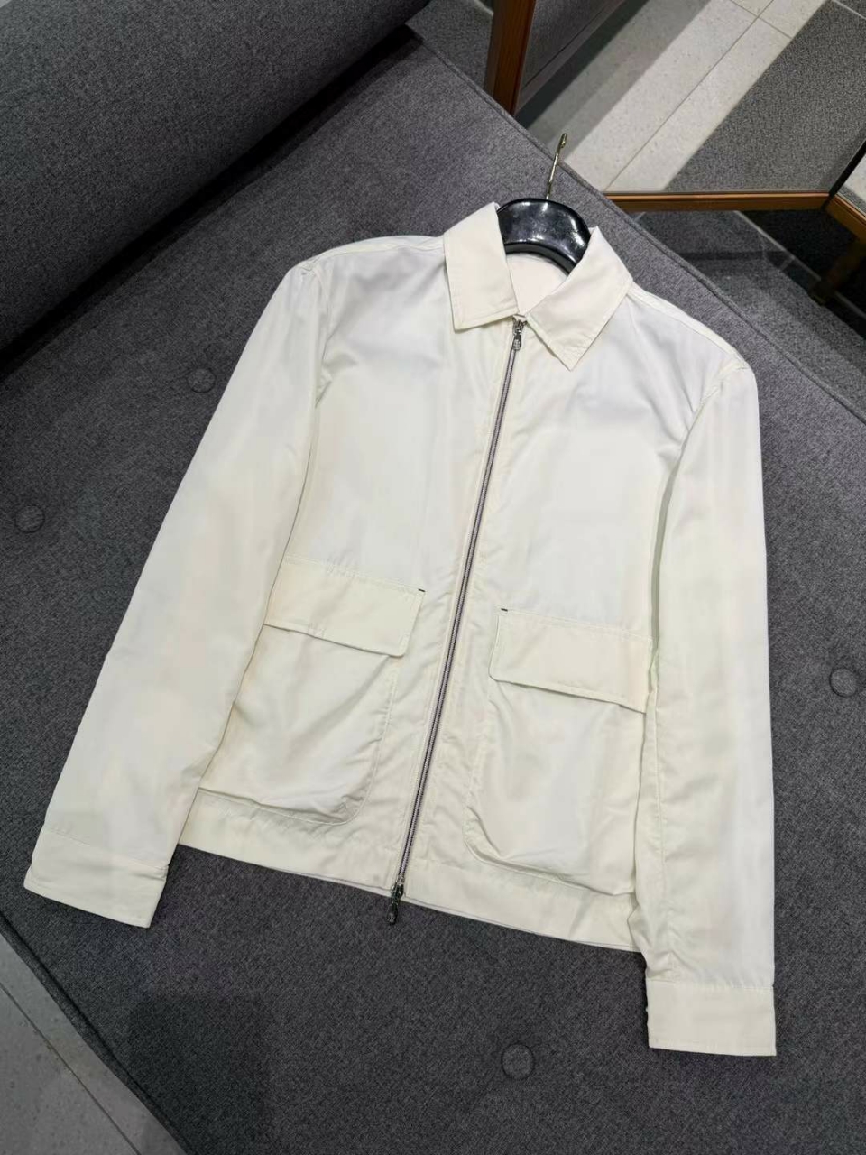 브루넬로쿠치넬리 라이트 자켓