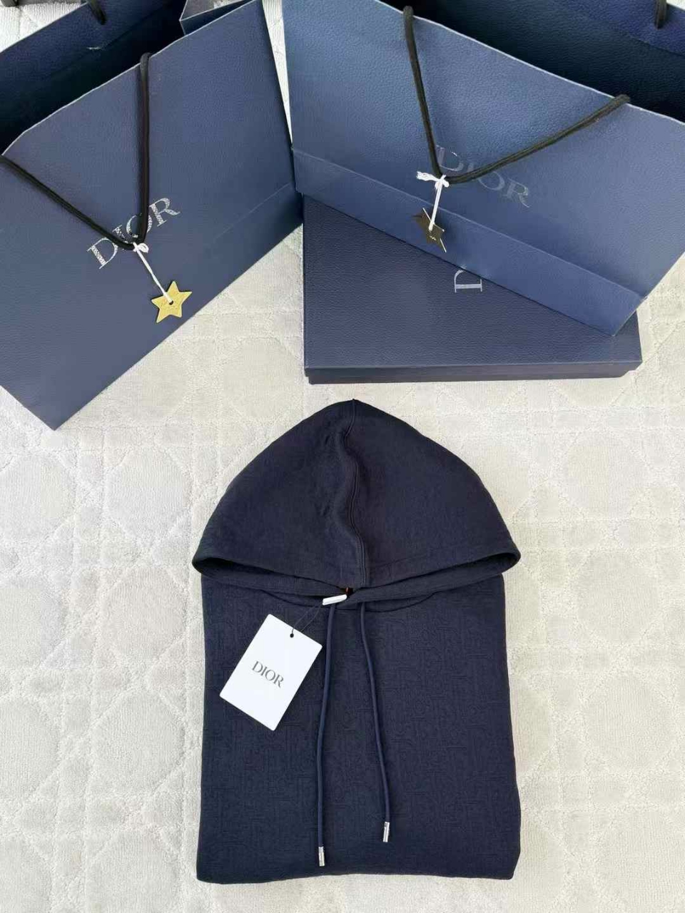 디올 오블리크 후드