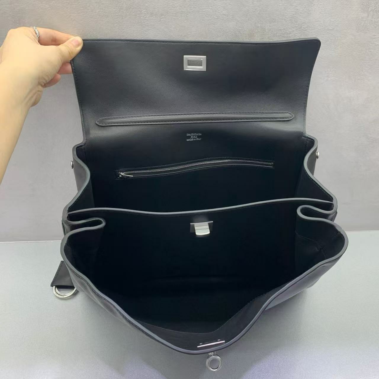 발렌시아가 로데오 백 미디엄