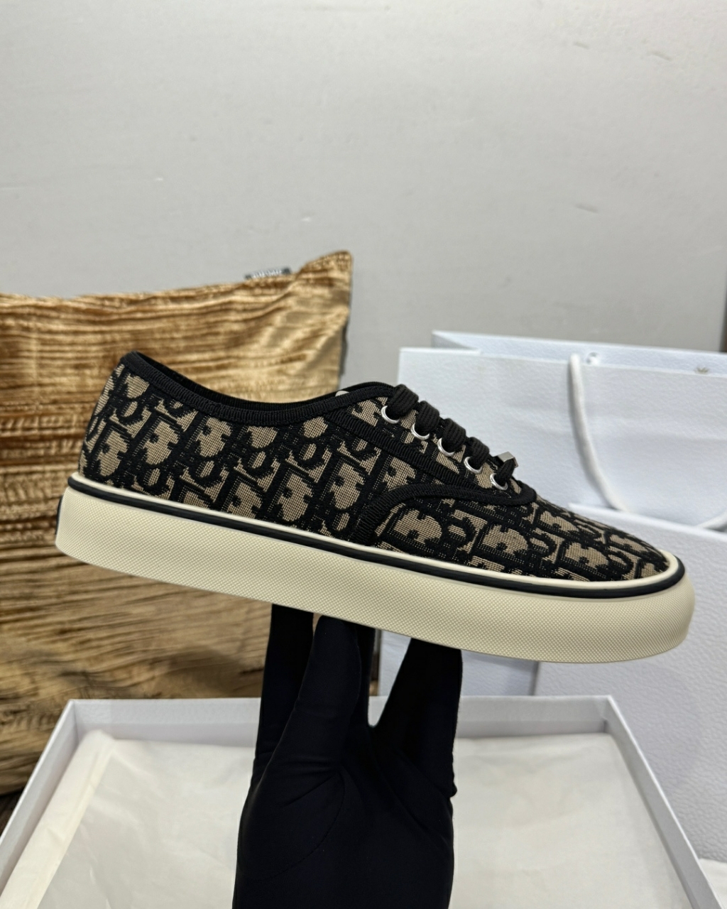 생로랑 LE LOAFER 뮬