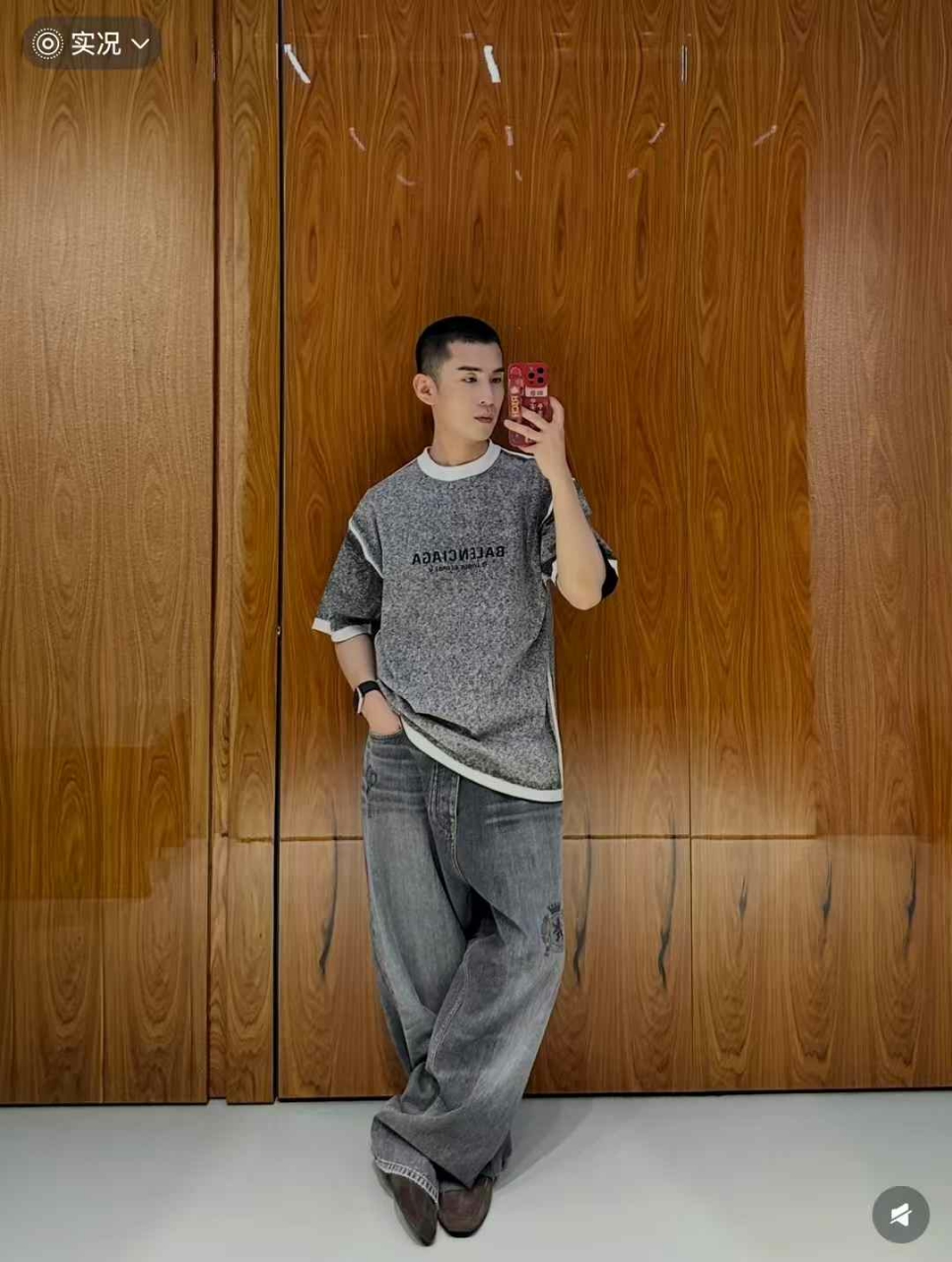 발렌시어거 타투 배기 데님 팬츠