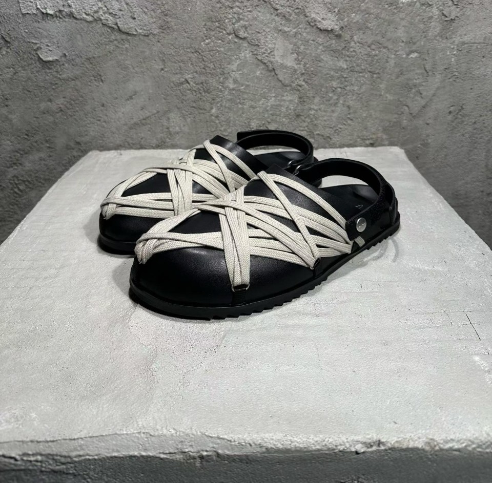 릭오웬스 메가레이스 뮬