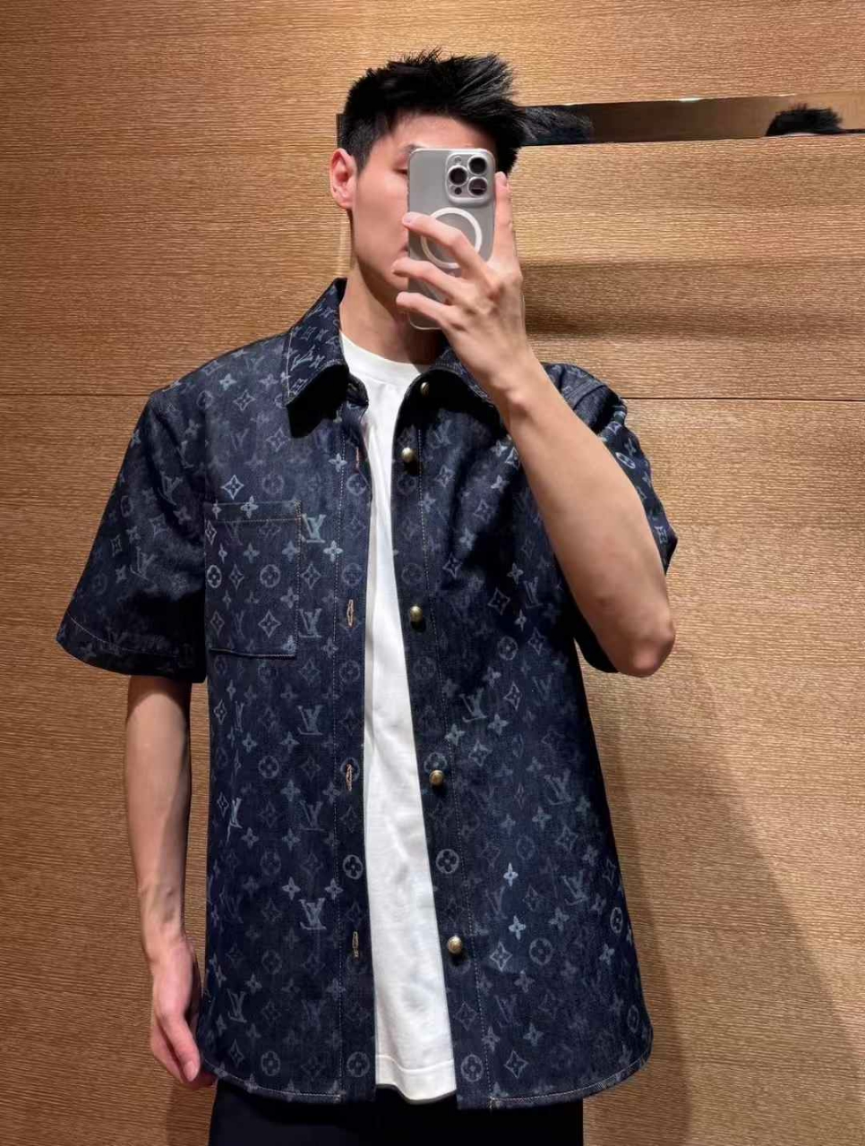 루이비통 모노그램 데님 반팔 셔츠