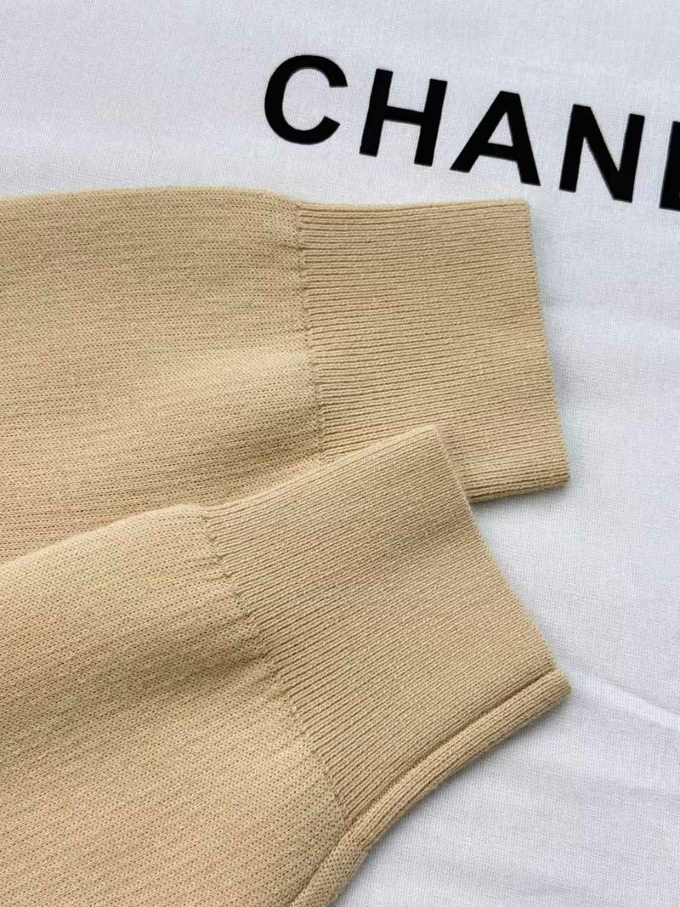 샤넬 26B 포켓 가디건