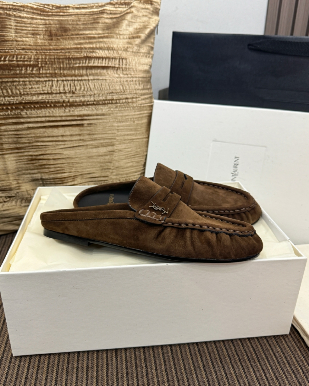 생로랑 LE LOAFER 뮬