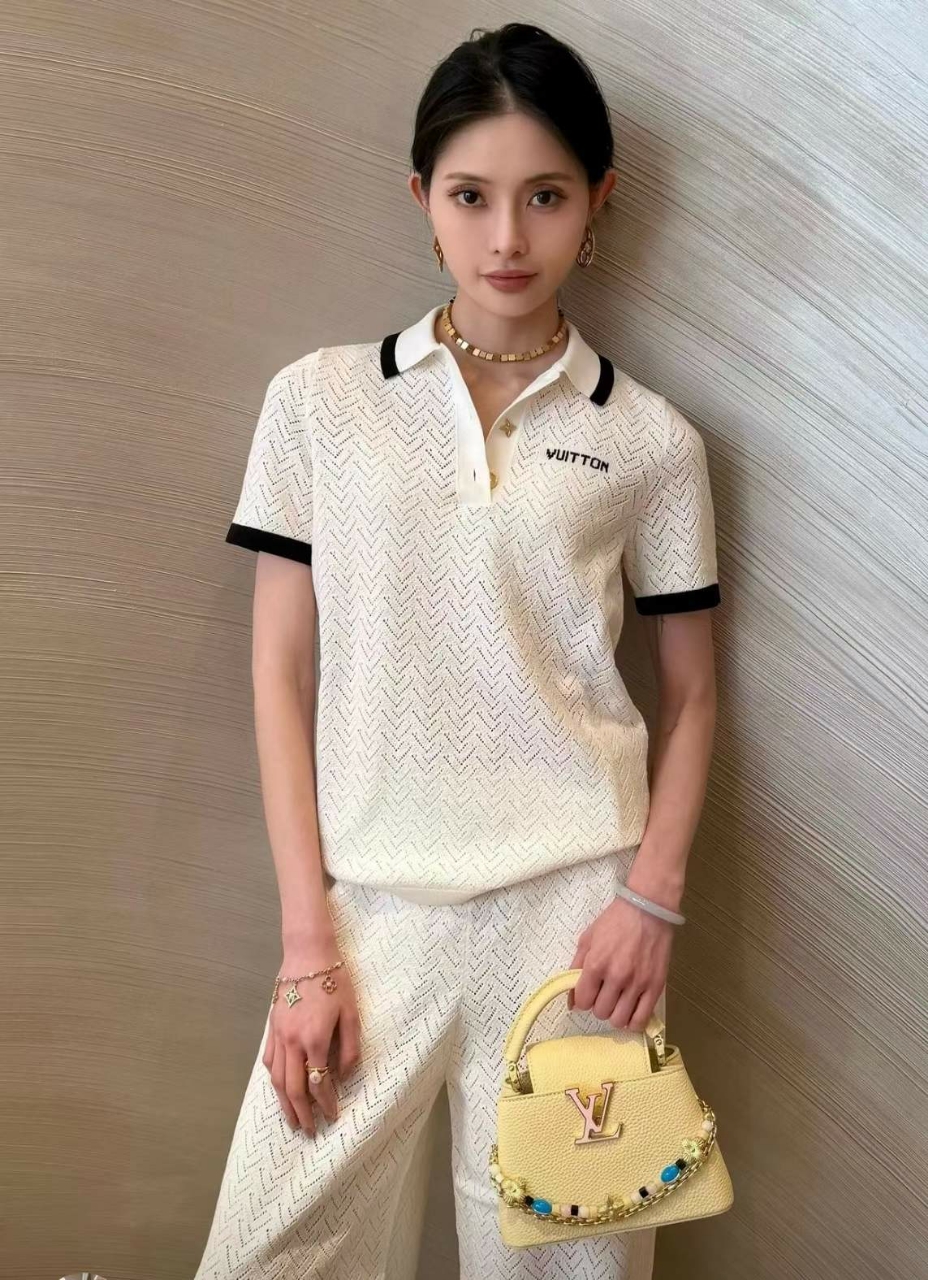 루이비통 포인텔 폴로 셔츠 . 팬츠 셋업