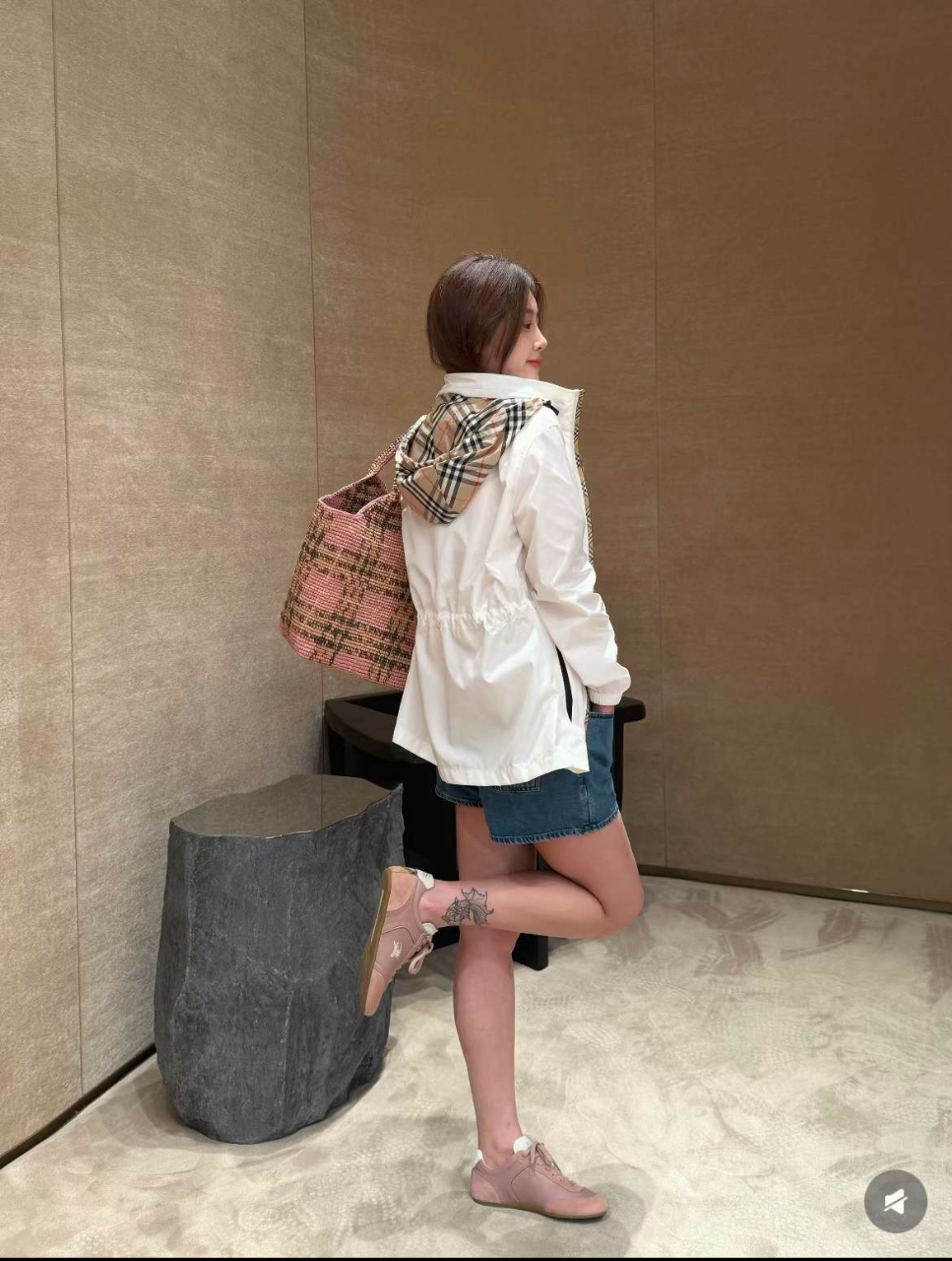 버버리 나일론 블랙풀 숏 파카