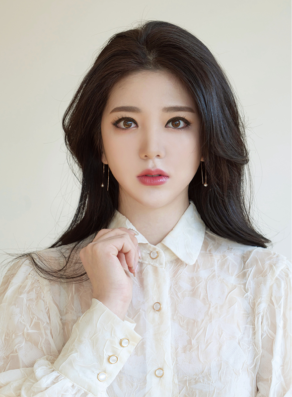 핑크 공주 아이비! : 네일홀릭 - NAILHOLIC MAGAZINE