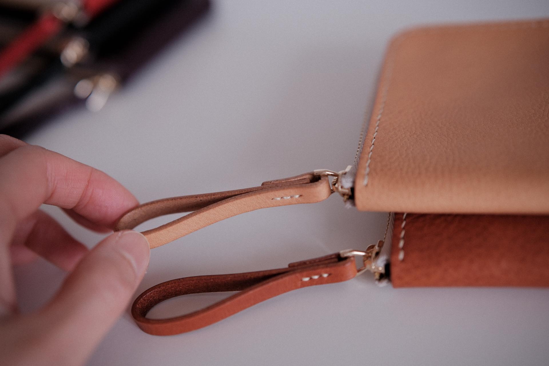 slice of. Calm Zip Wallet