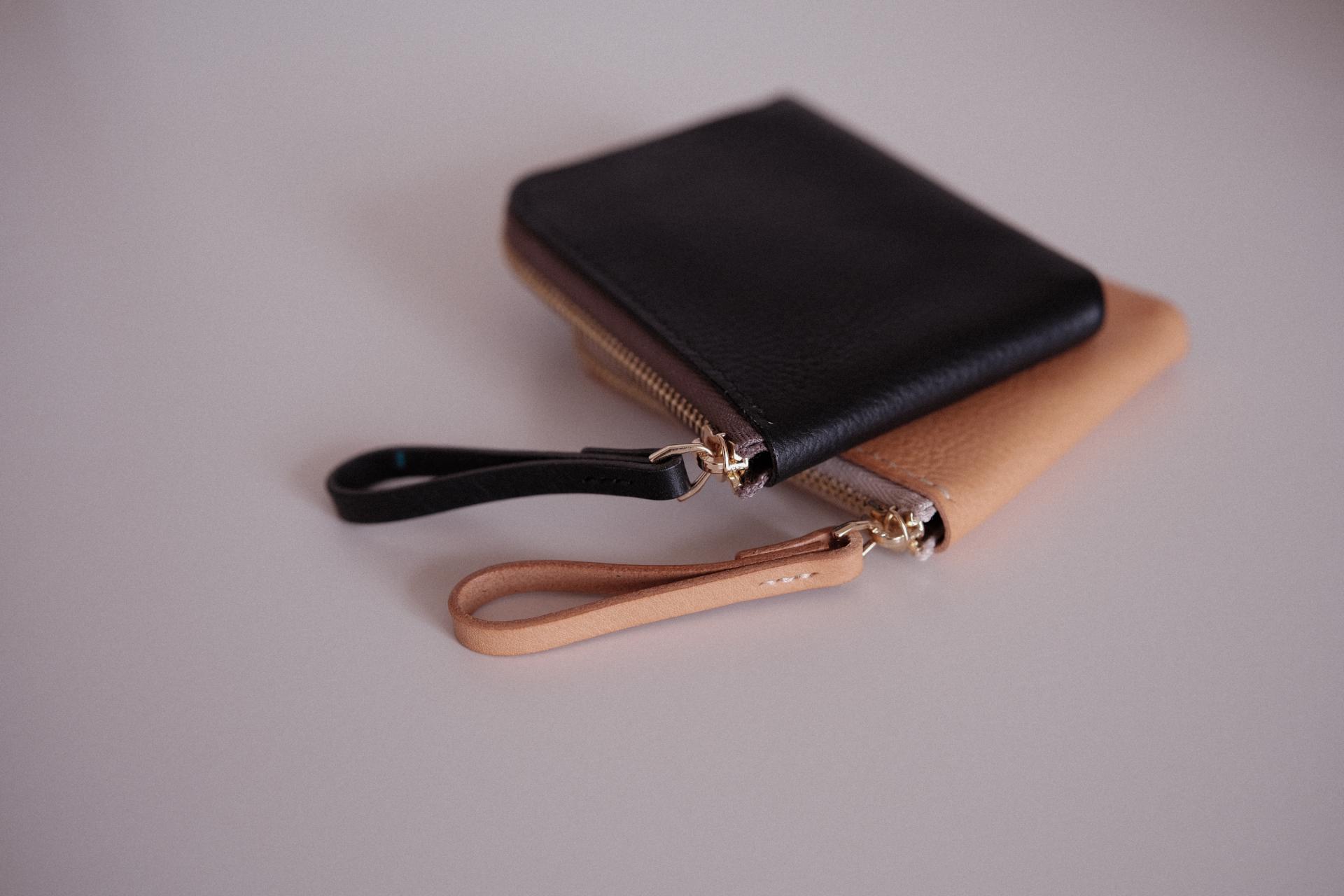 slice of. Calm Zip Wallet