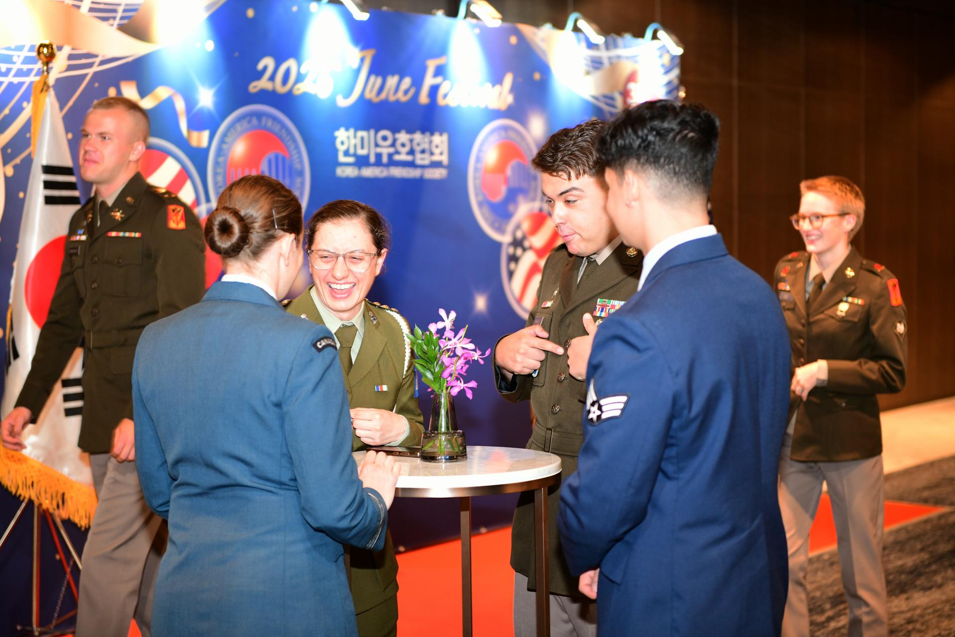 2d55ab4360b64.jpg