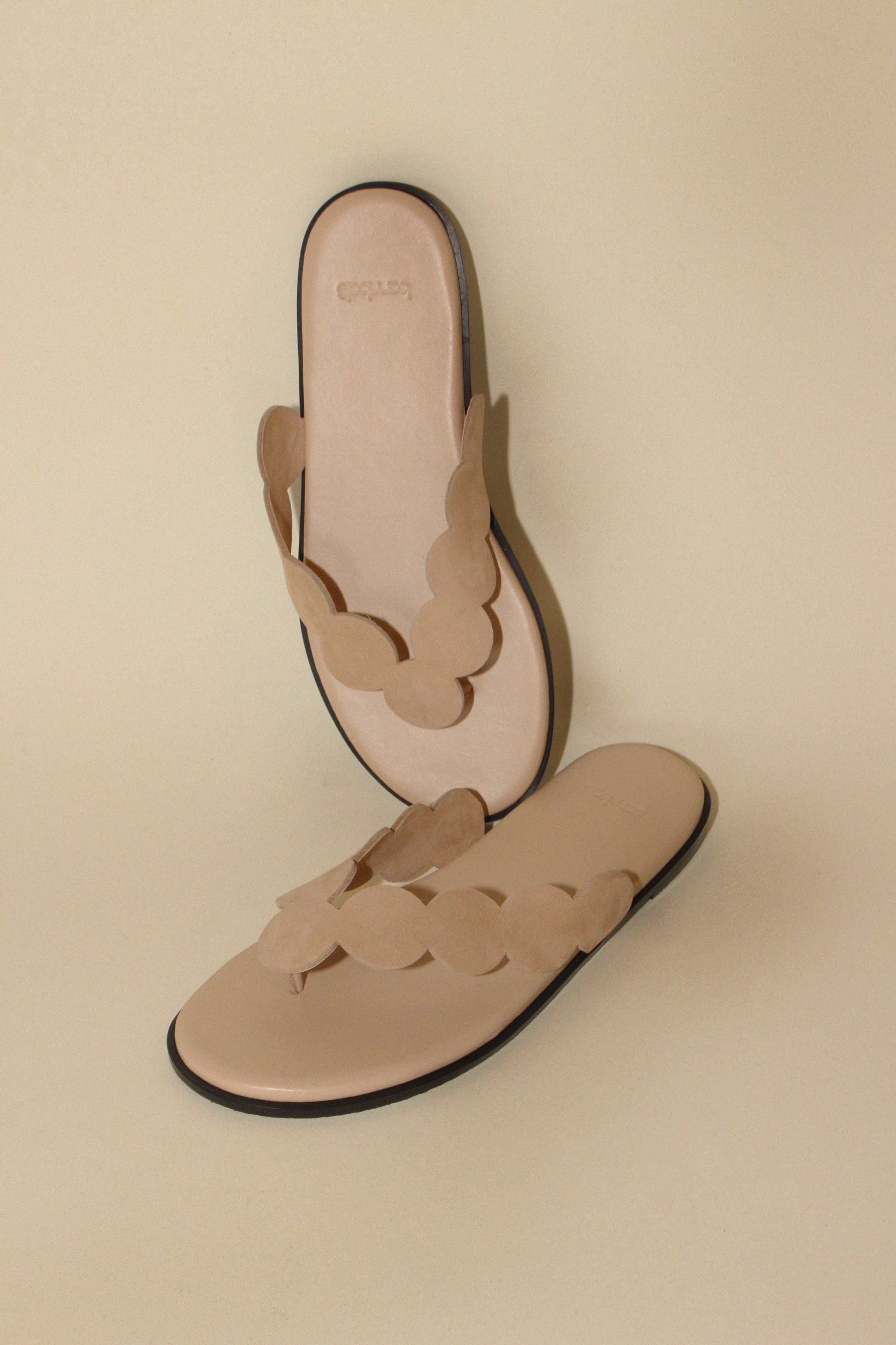 Cloud Flip-flops (Beige)