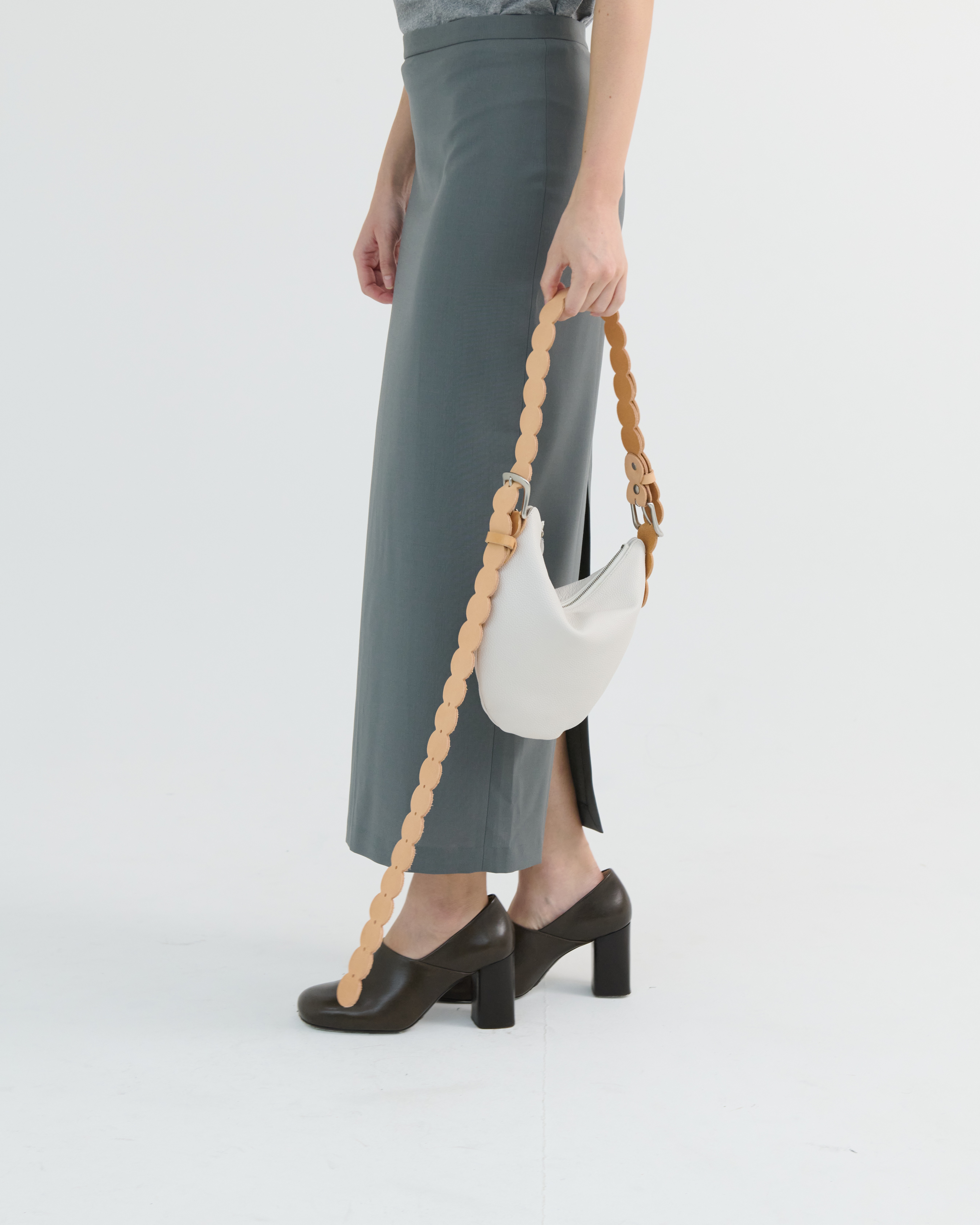 Belted bag 03 (white)