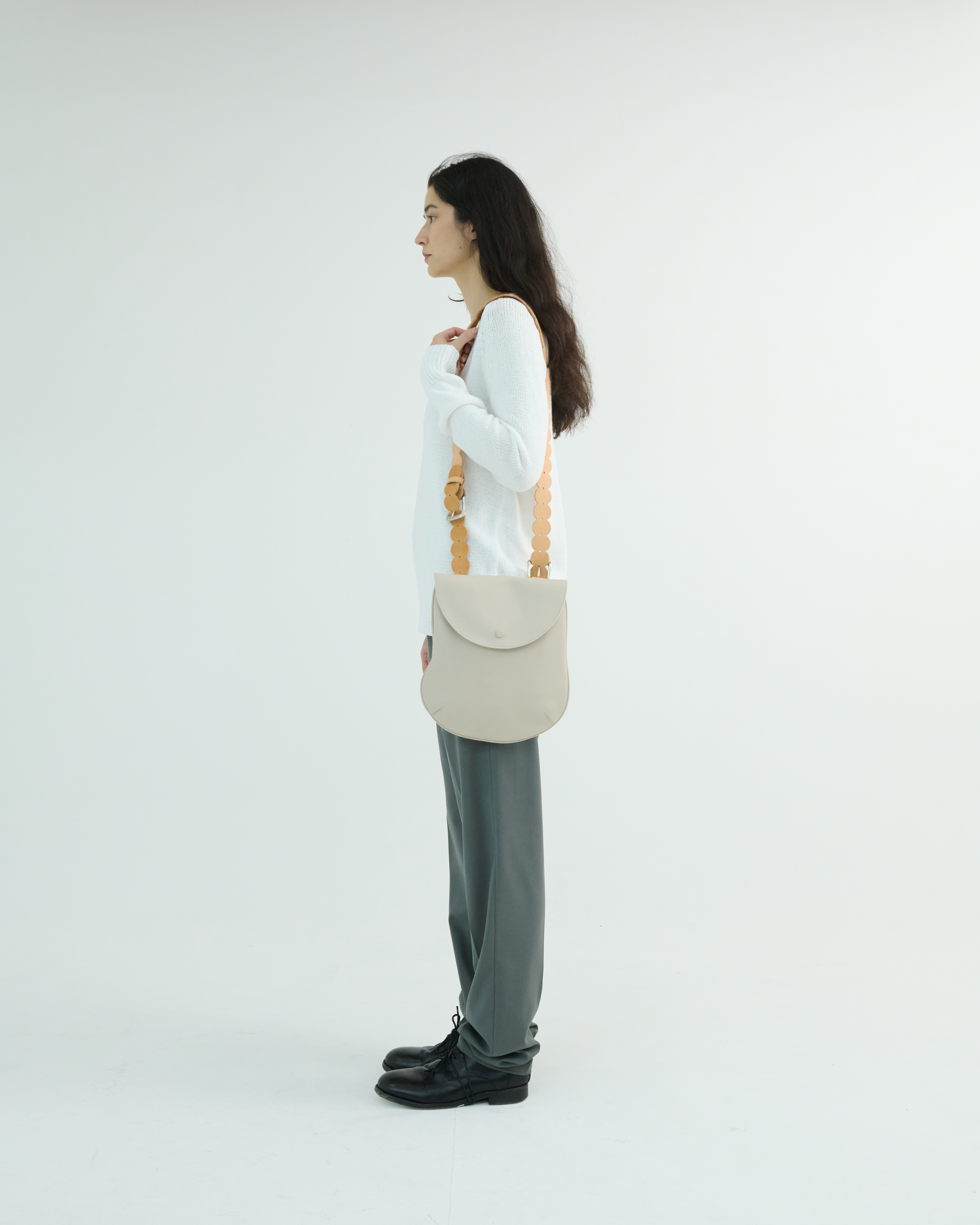 Belted bag 02 (Ivory)