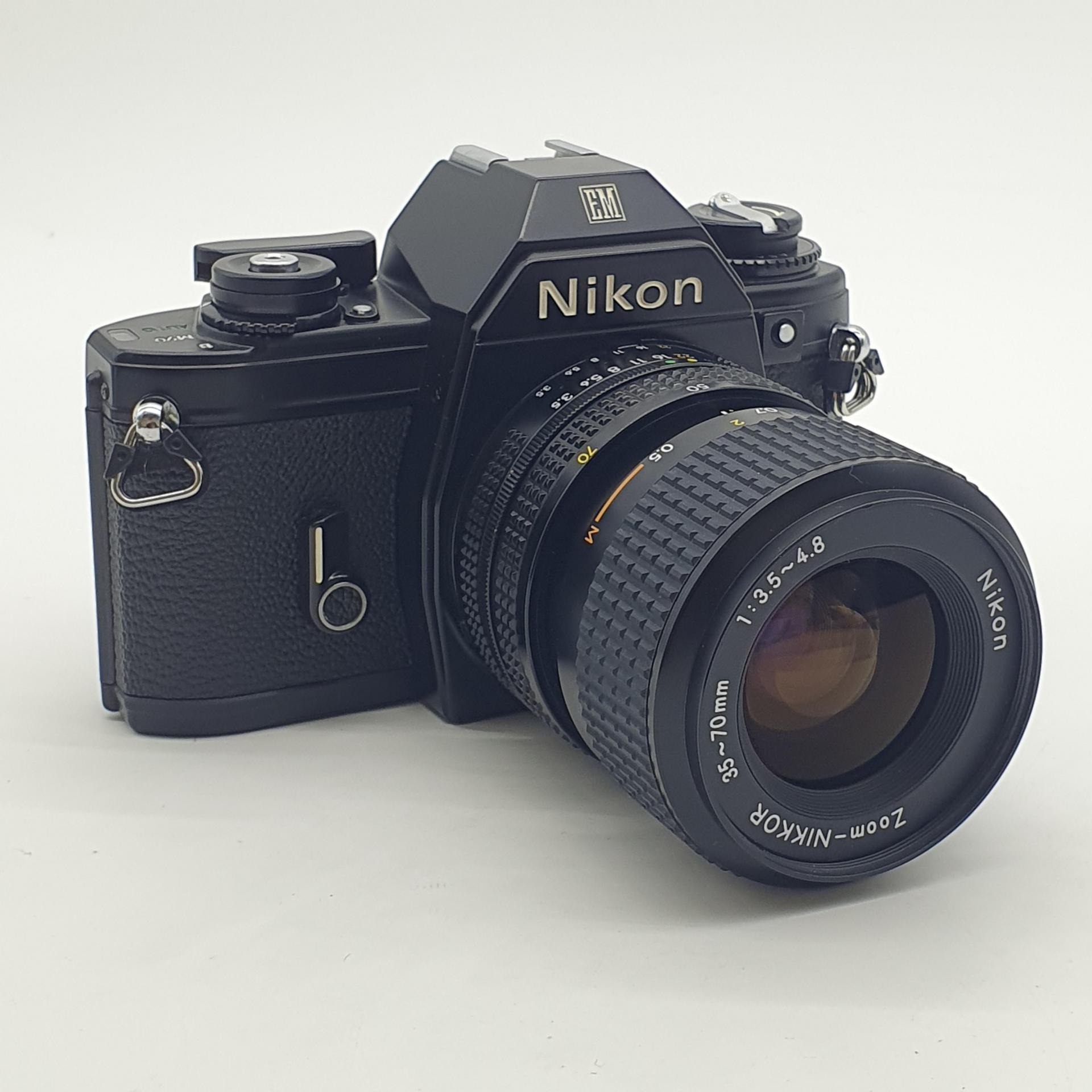 니콘 Nikon EM + Nikkor Lens