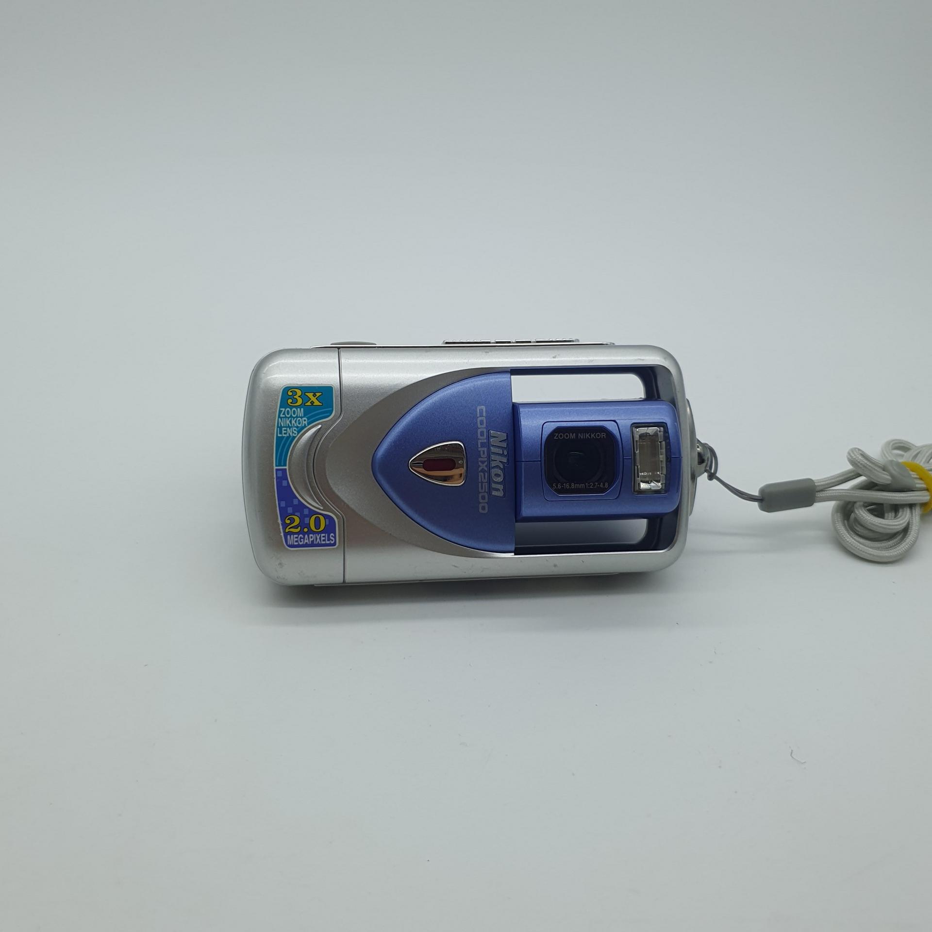 니콘 쿨픽스 E2500