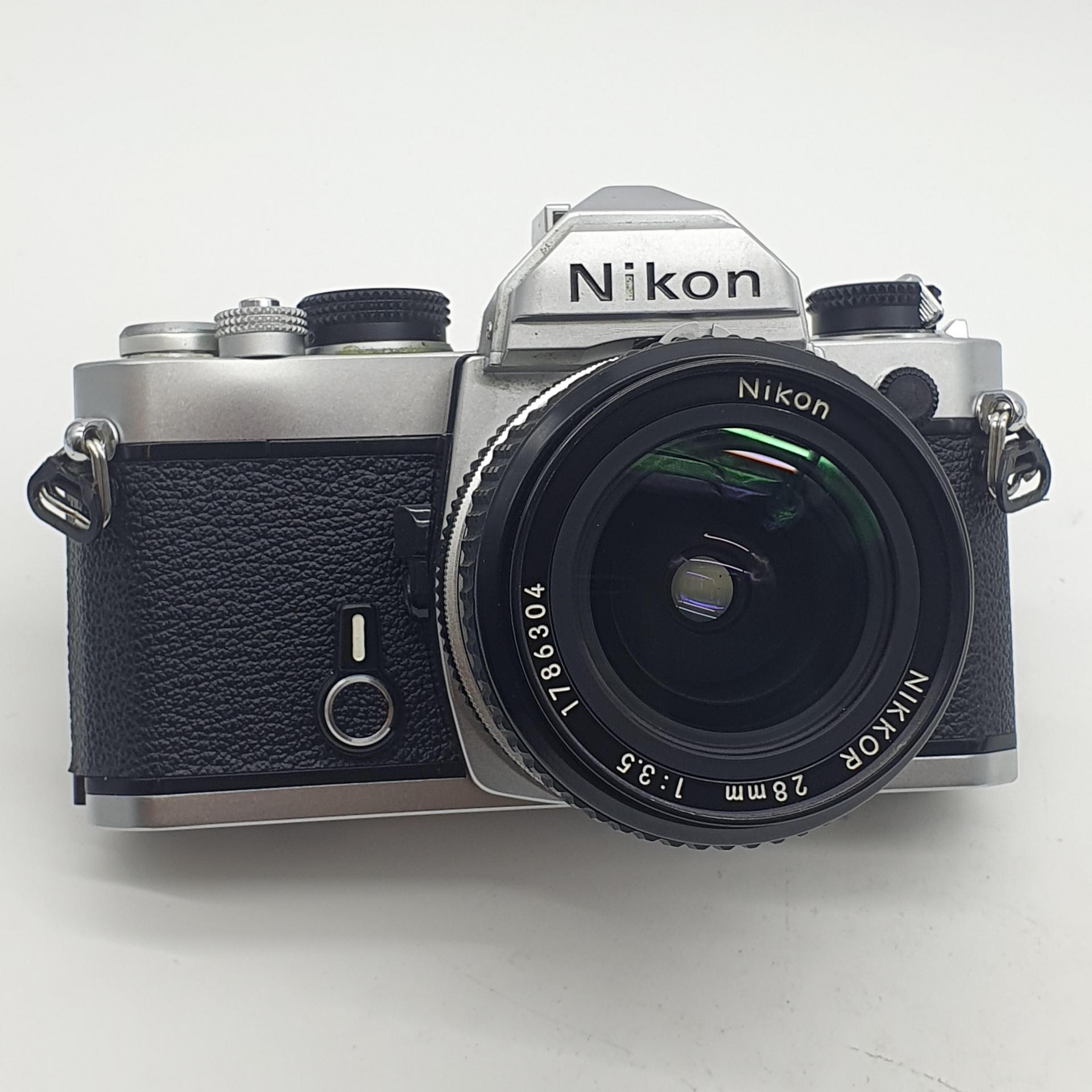 니콘 FM + 50mm nikkor Lens