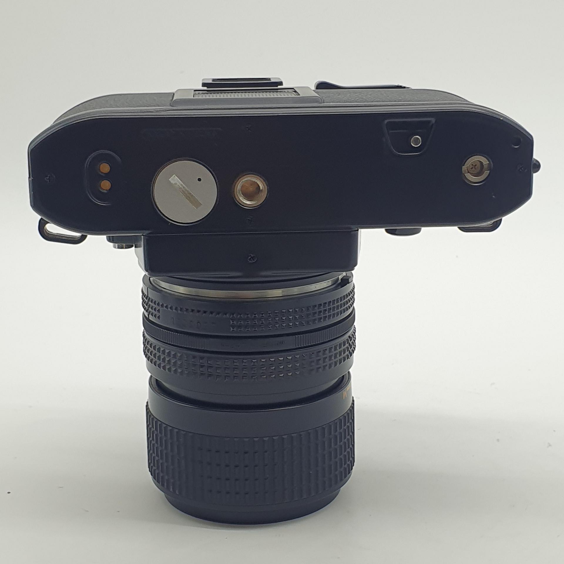 니콘 Nikon EM + Nikkor Lens