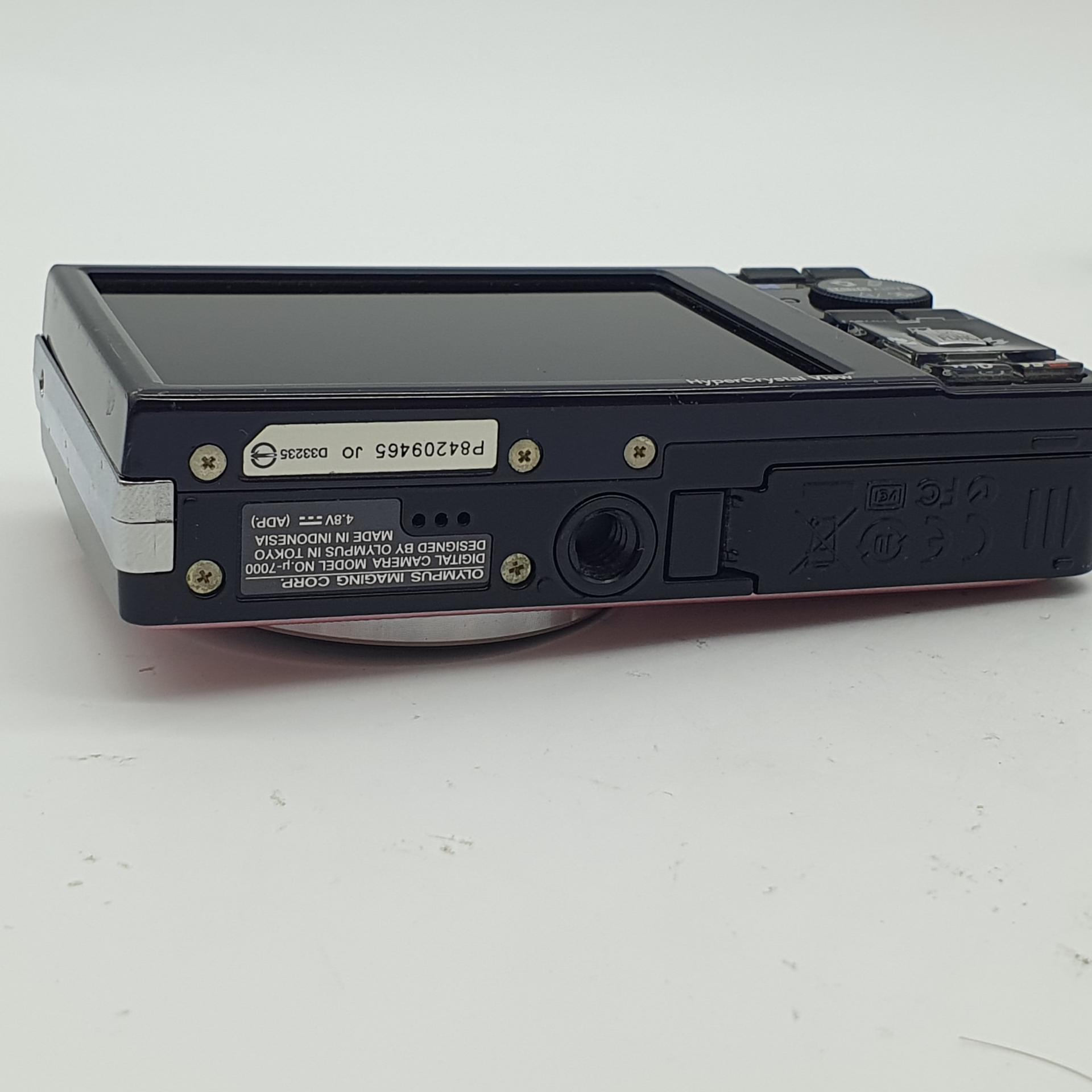 올림푸스 M-7000