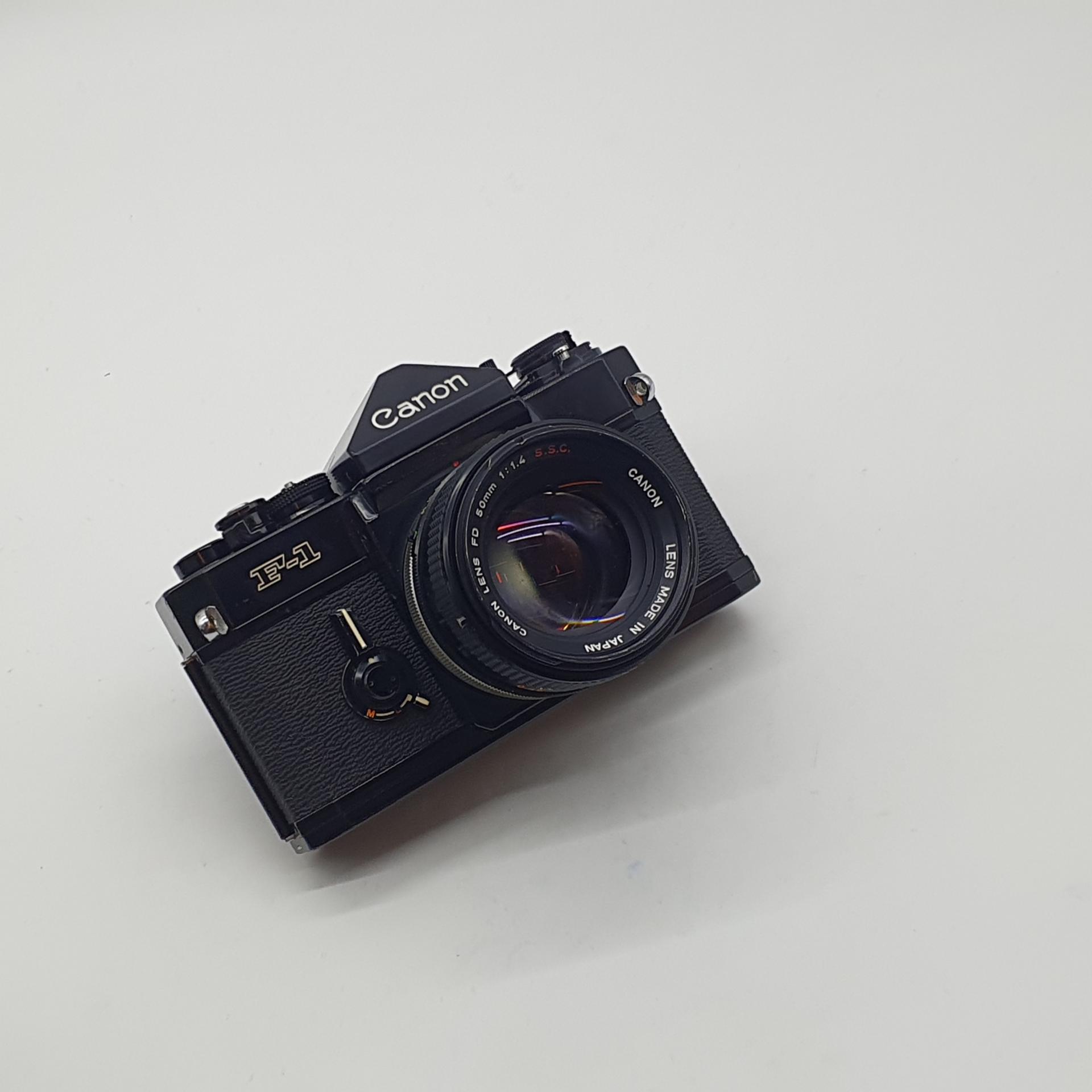 캐논 F-1