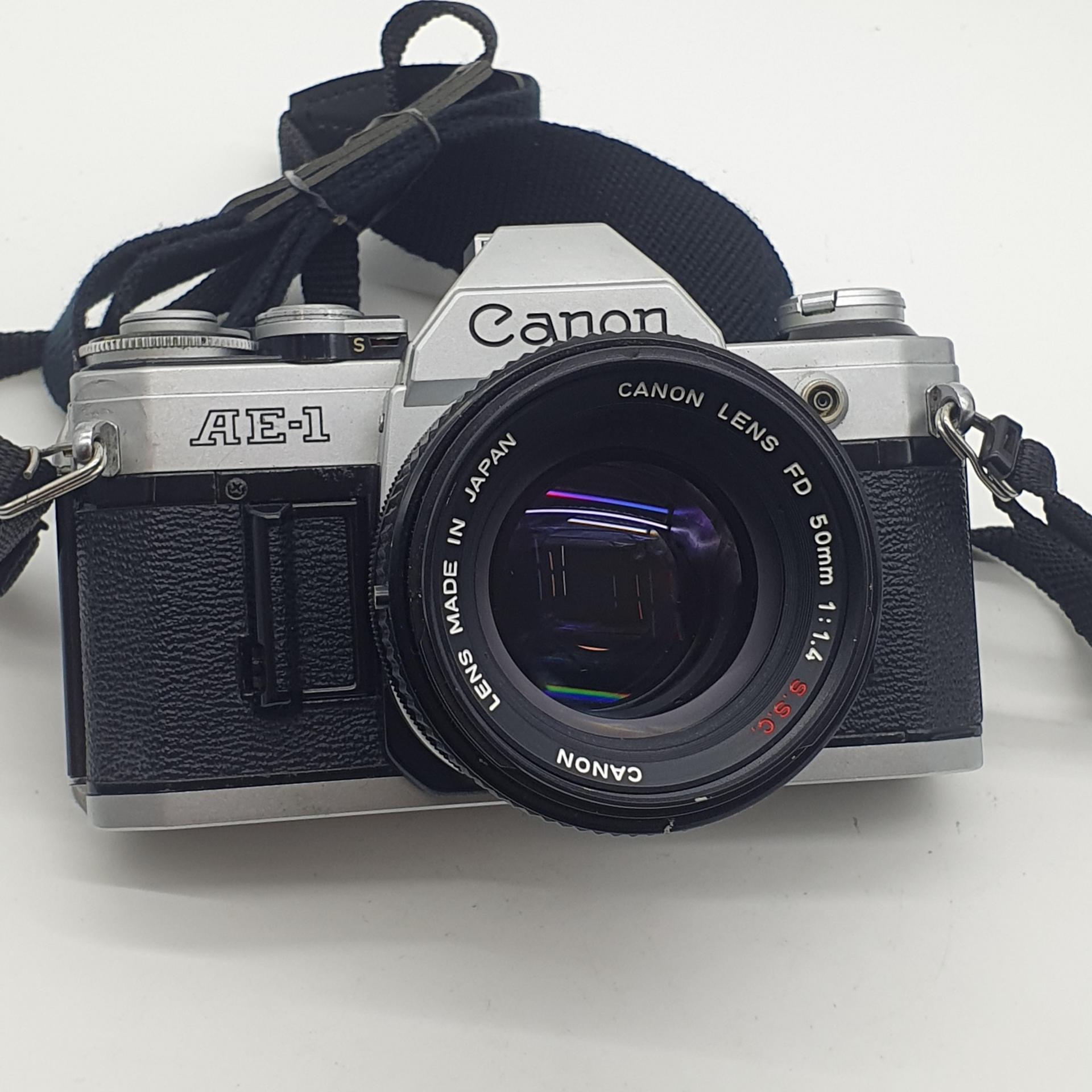 캐논 canon AE-1 + 50mm FD Lens