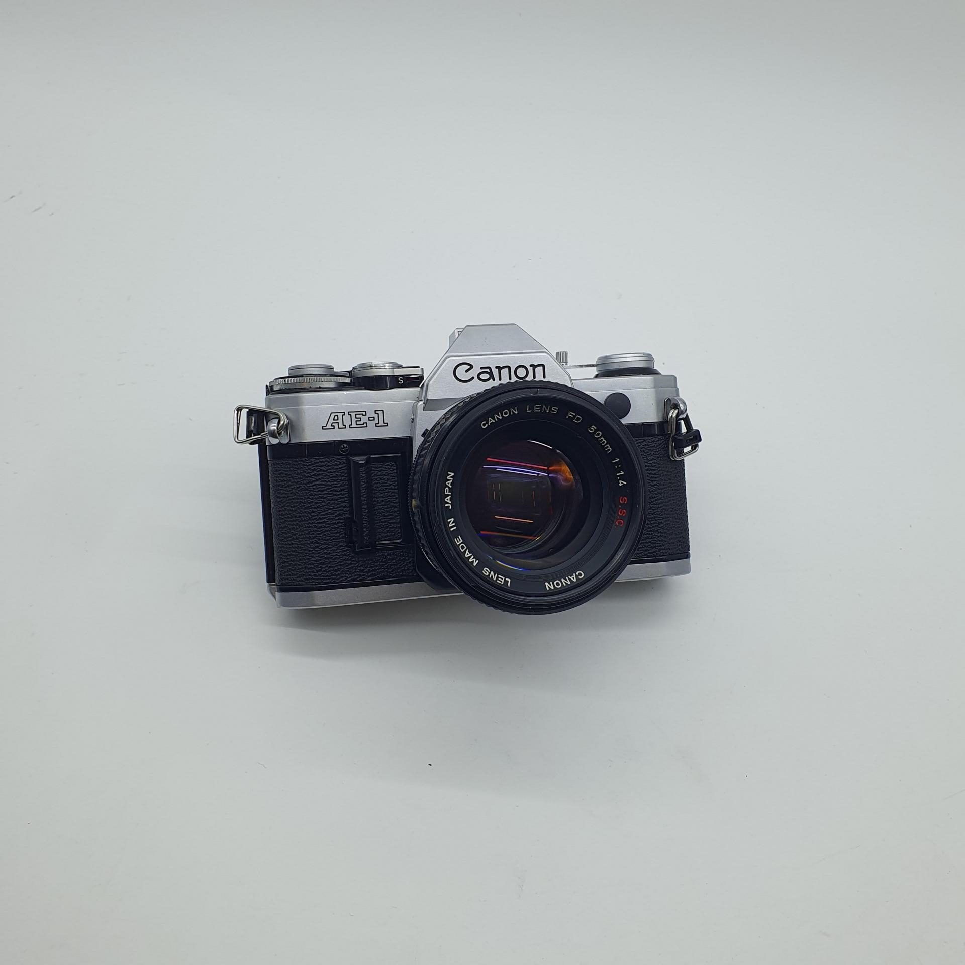 캐논 canon AE-1 + 50mm FD Lens