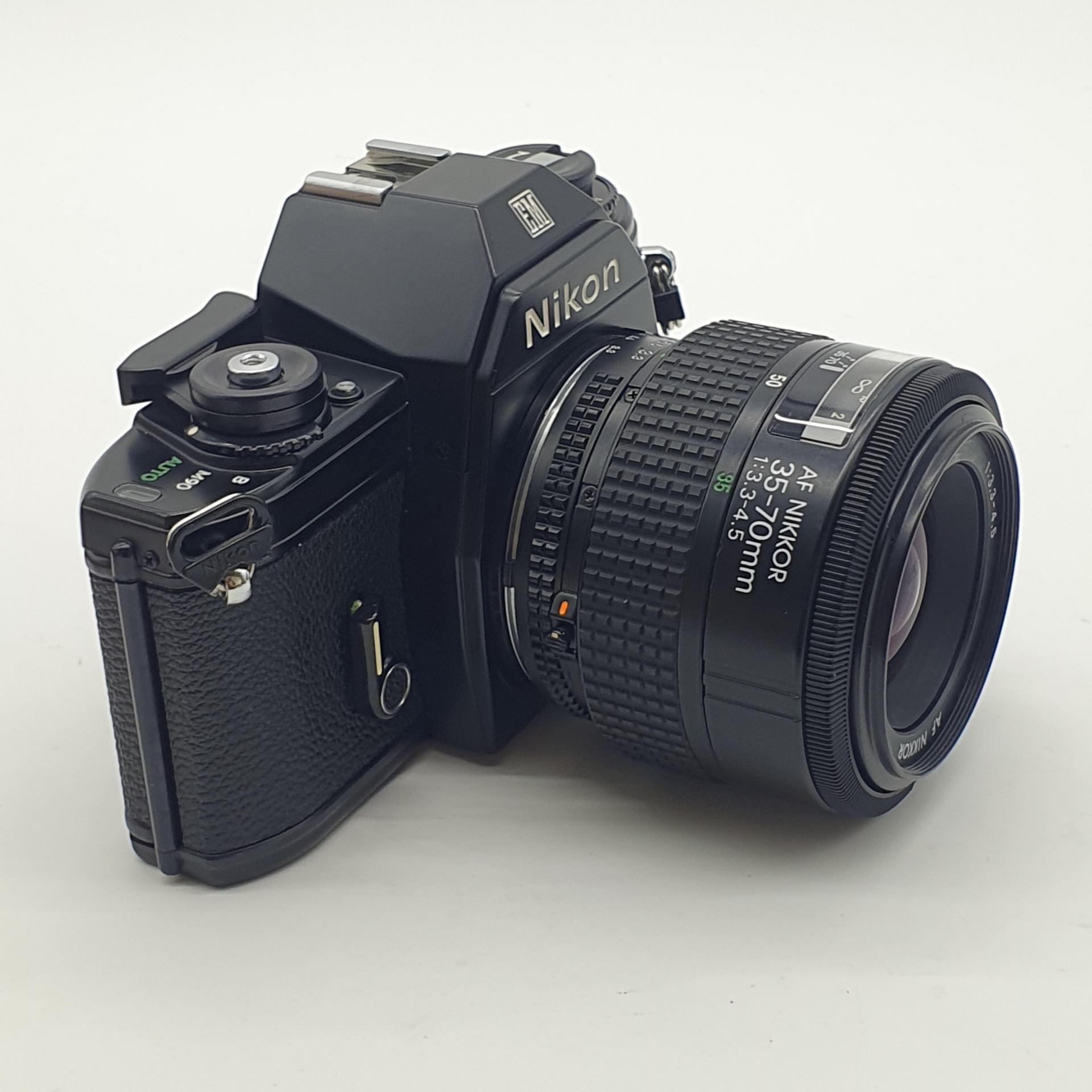 니콘 Nikon EM + Nikkor Lens