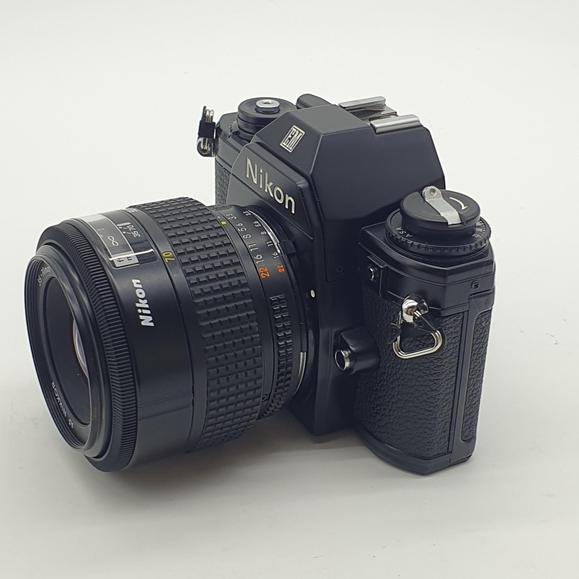 니콘 Nikon EM + Nikkor Lens