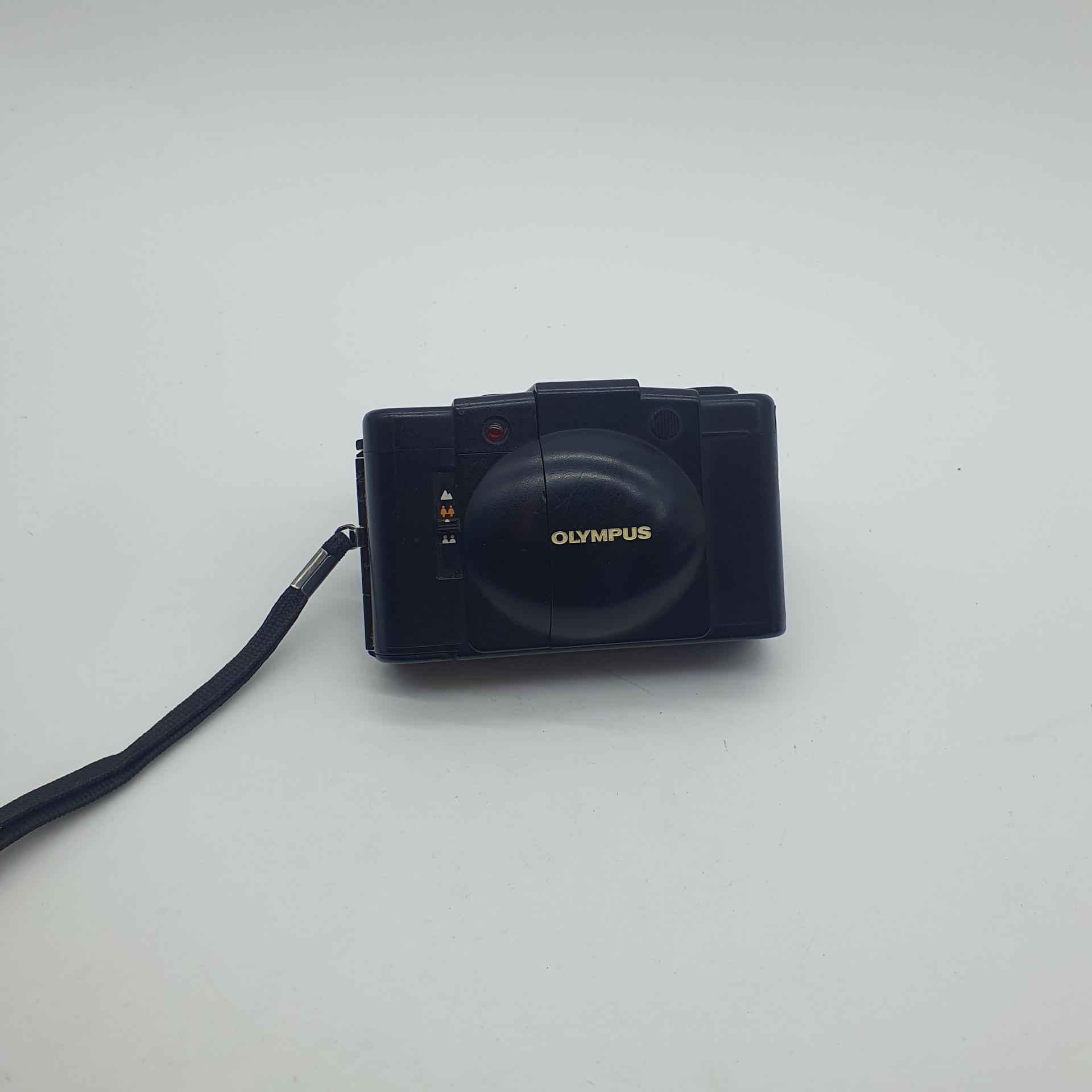 올림푸스 XA2