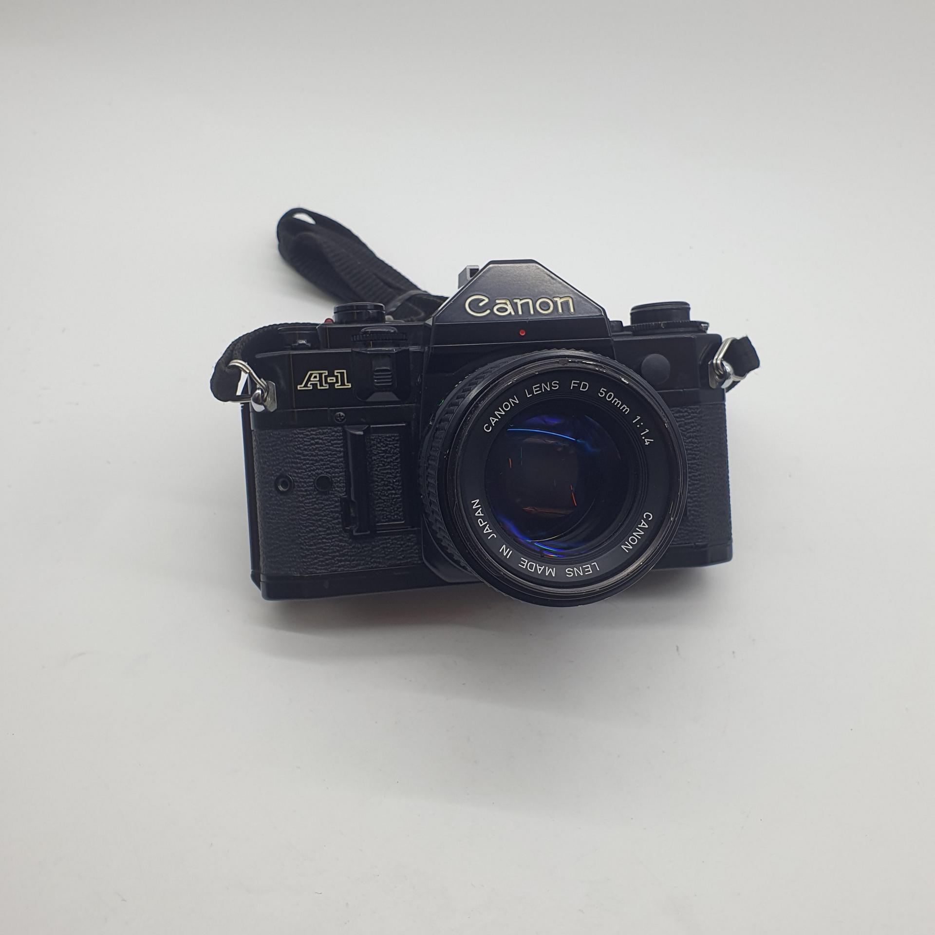 캐논 A-1 Canon + 50mm Lens