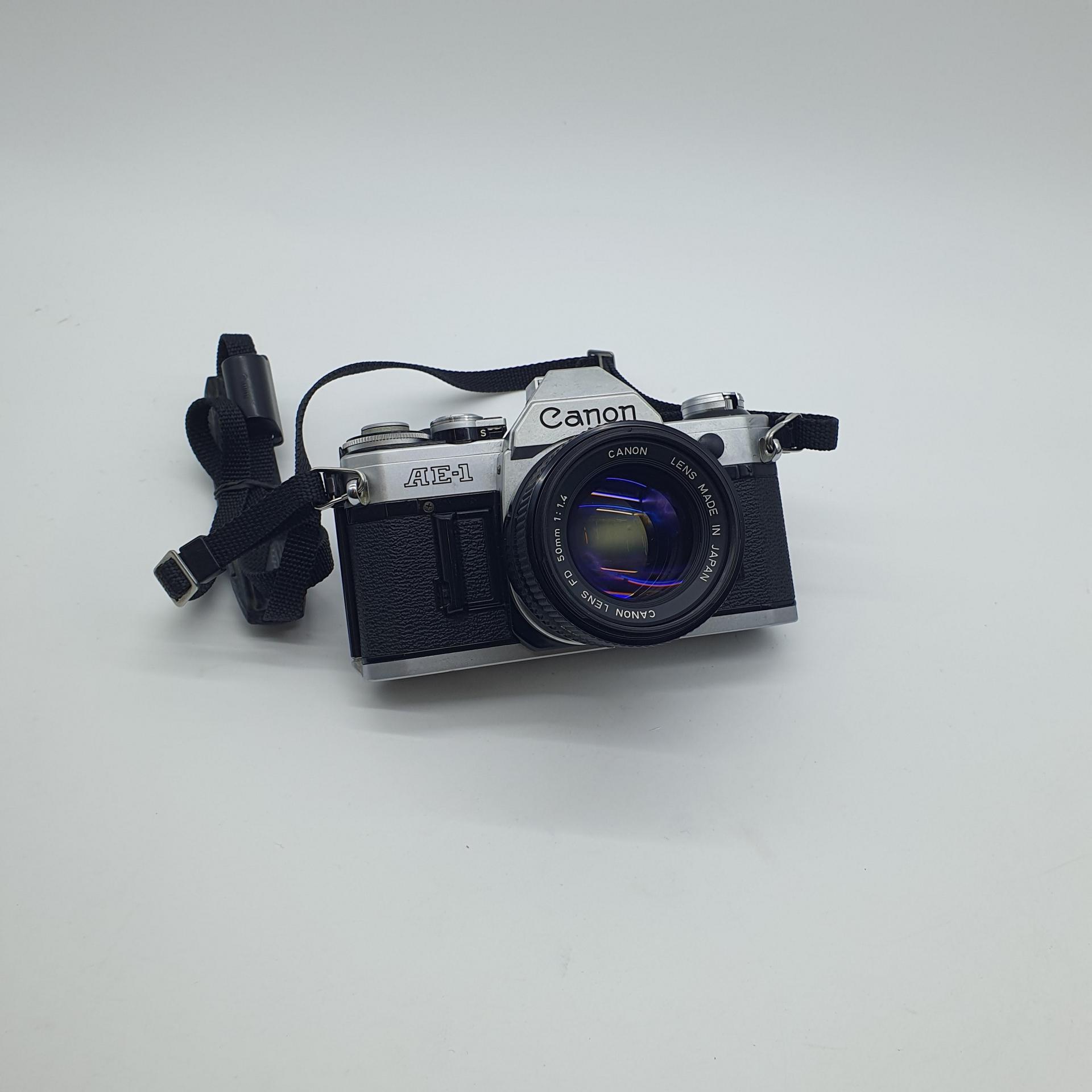 캐논 canon AE-1 + 50mm FD Lens